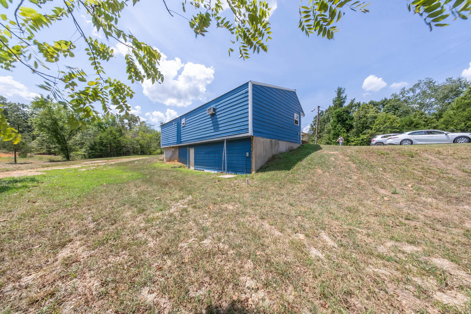 main property photo 7