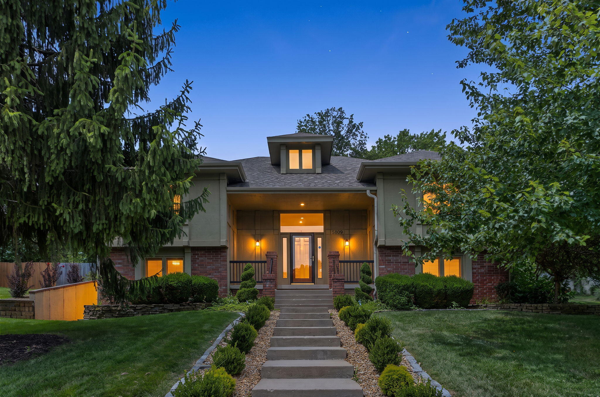 main property photo 0