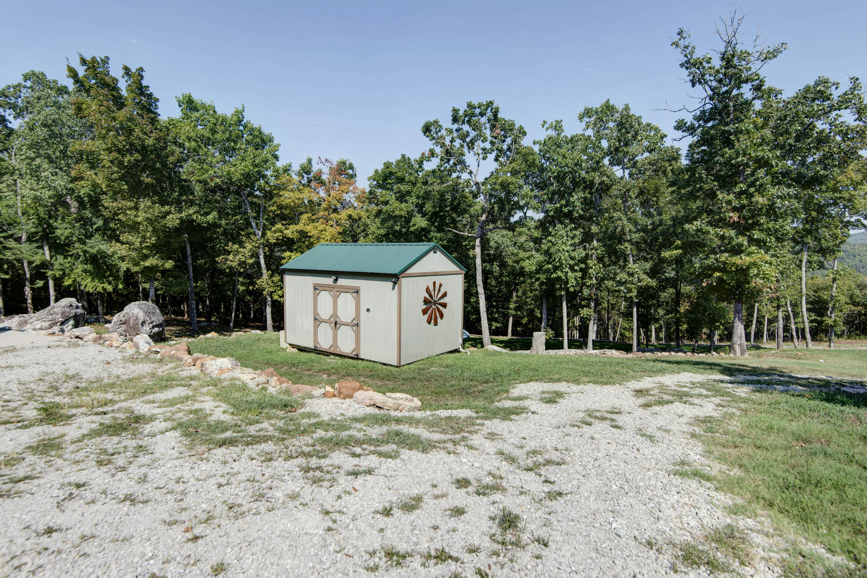 main property photo 45