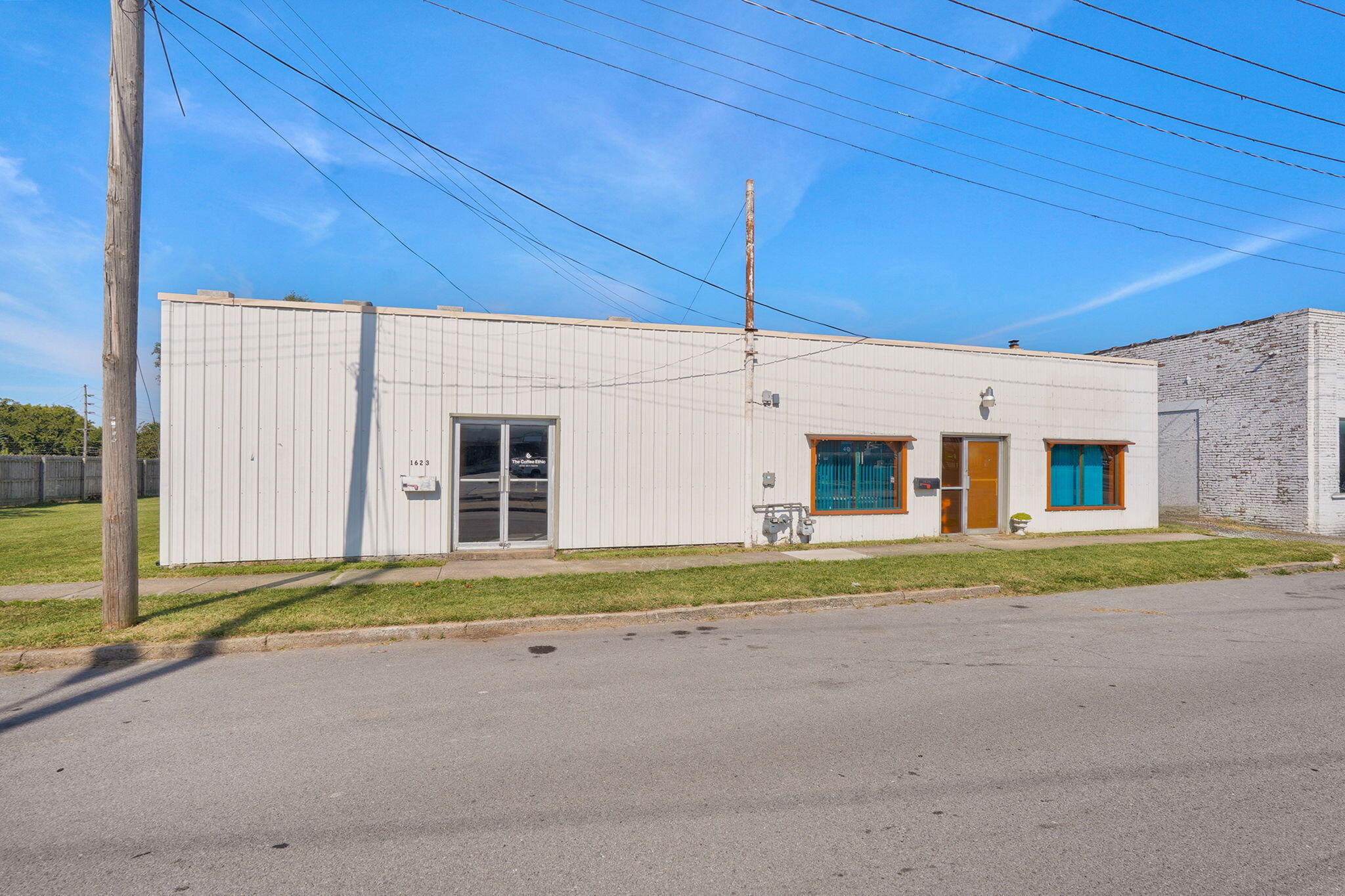 main property photo 0