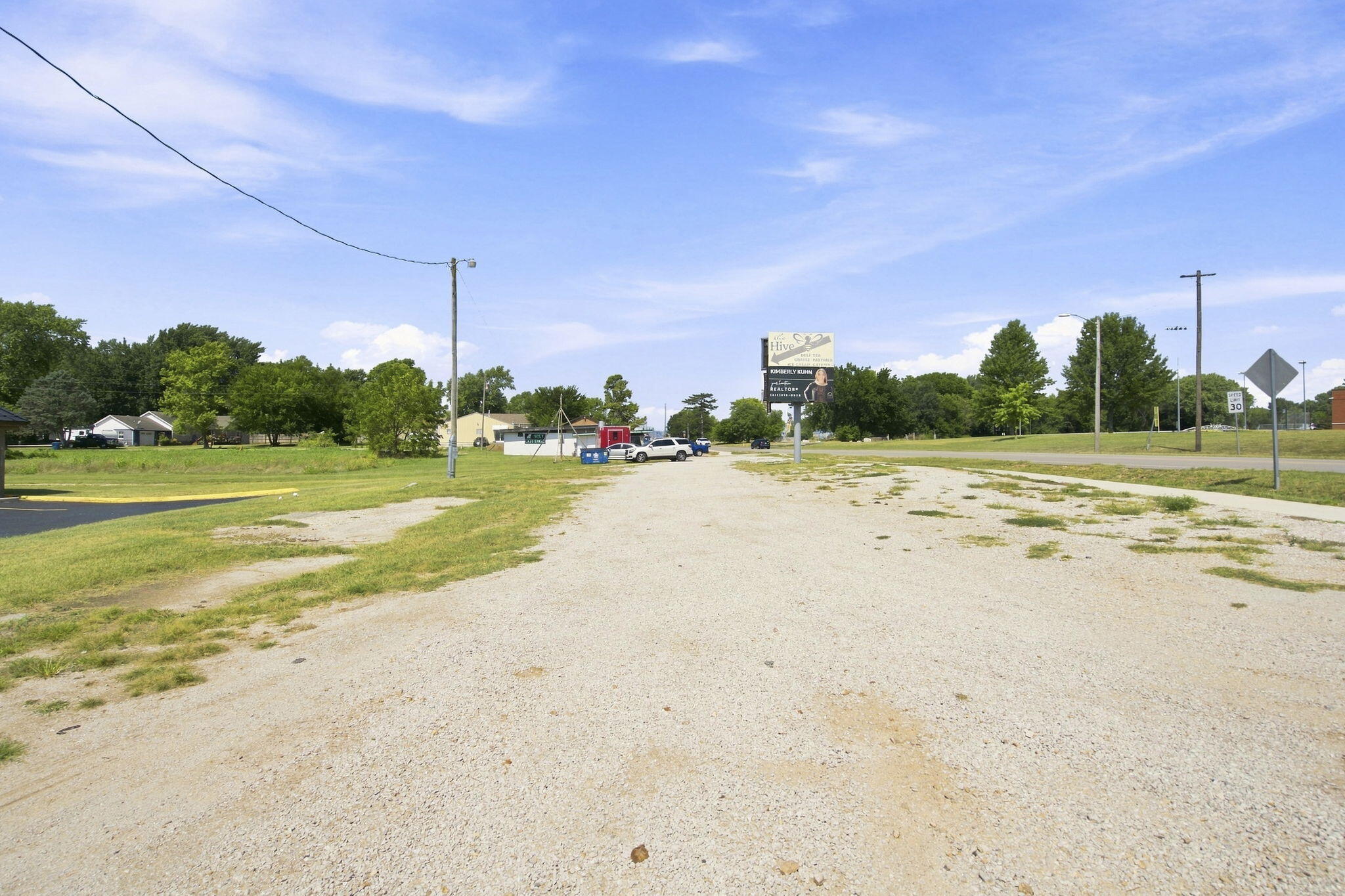 main property photo 7