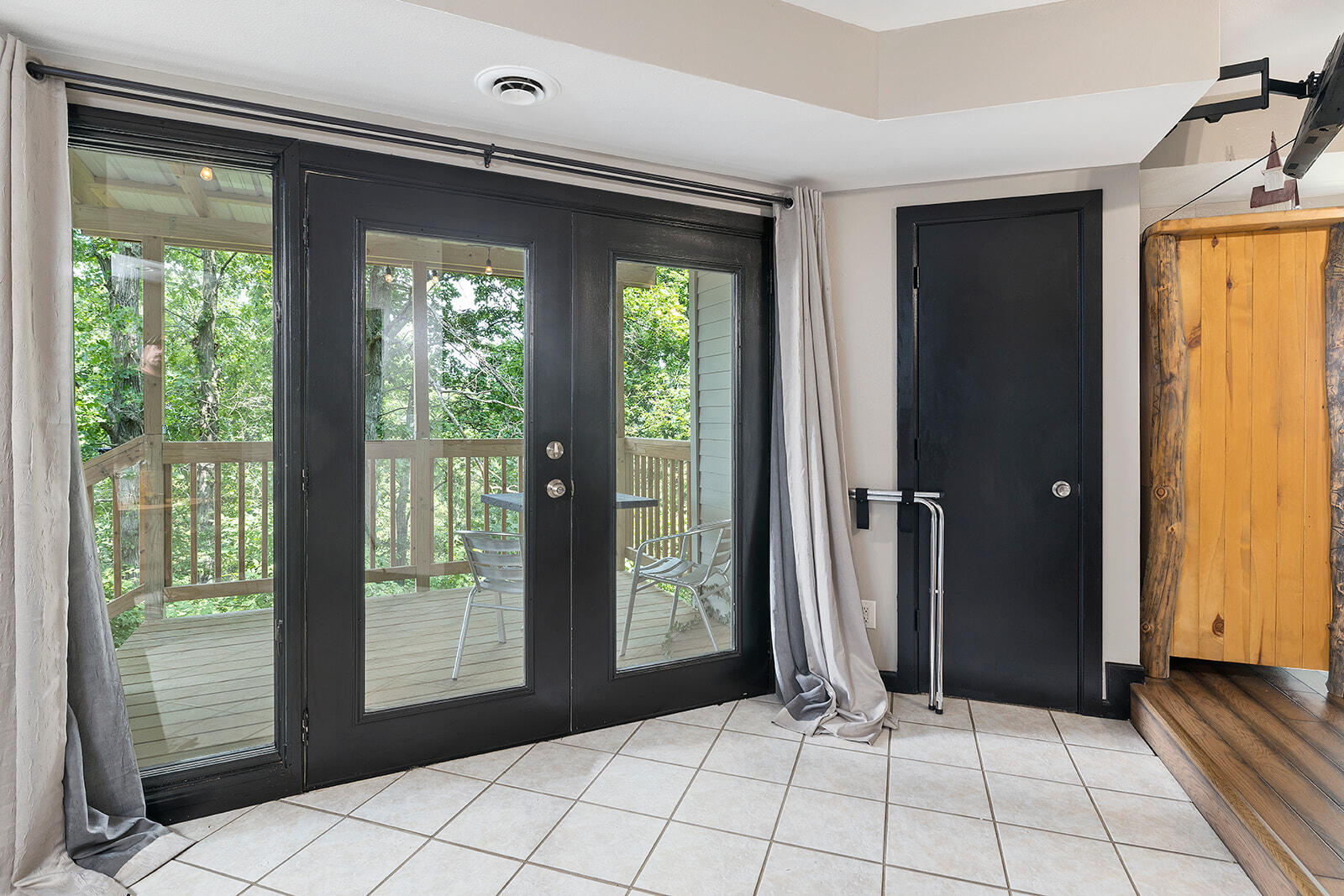 main property photo 66