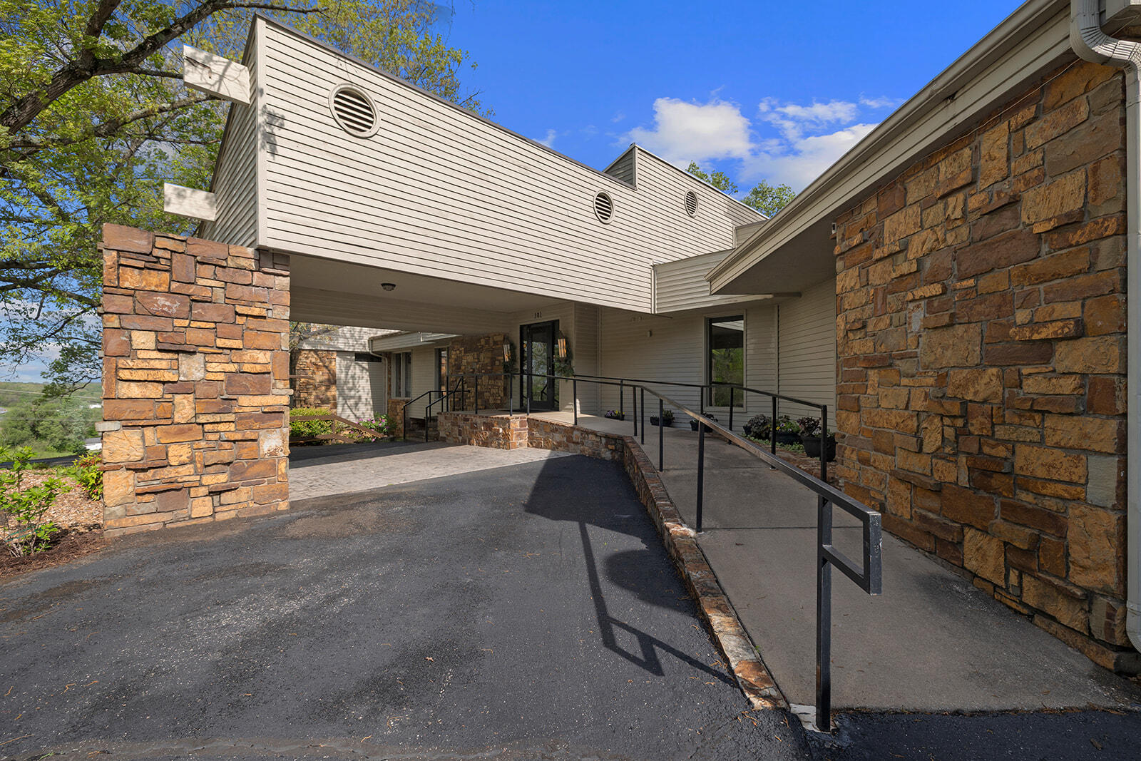 main property photo 82
