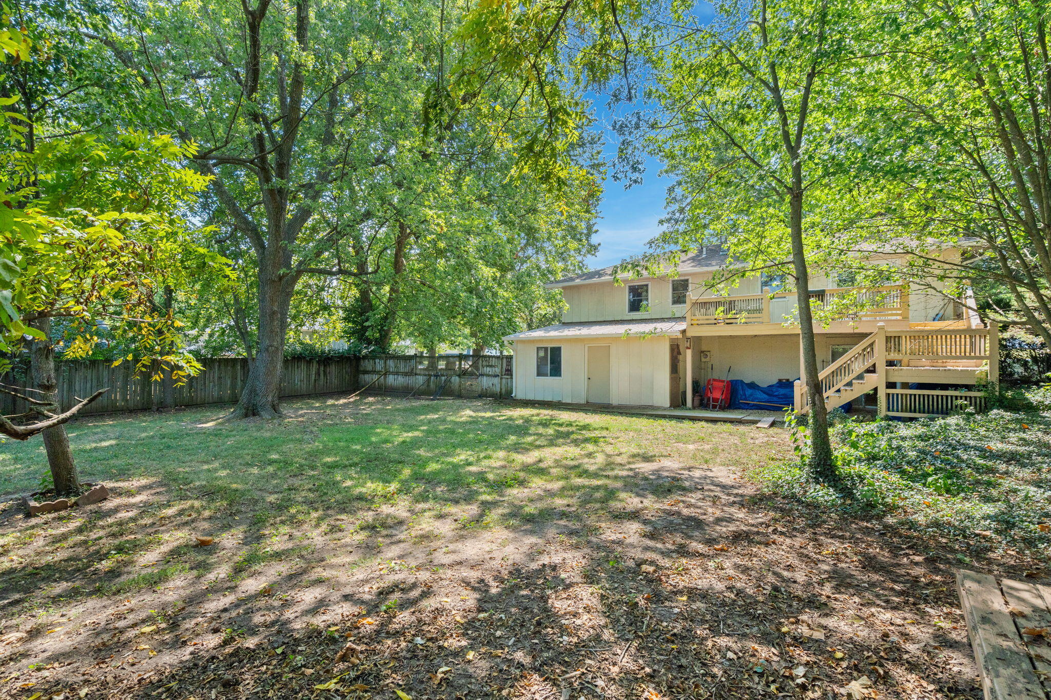 main property photo 34