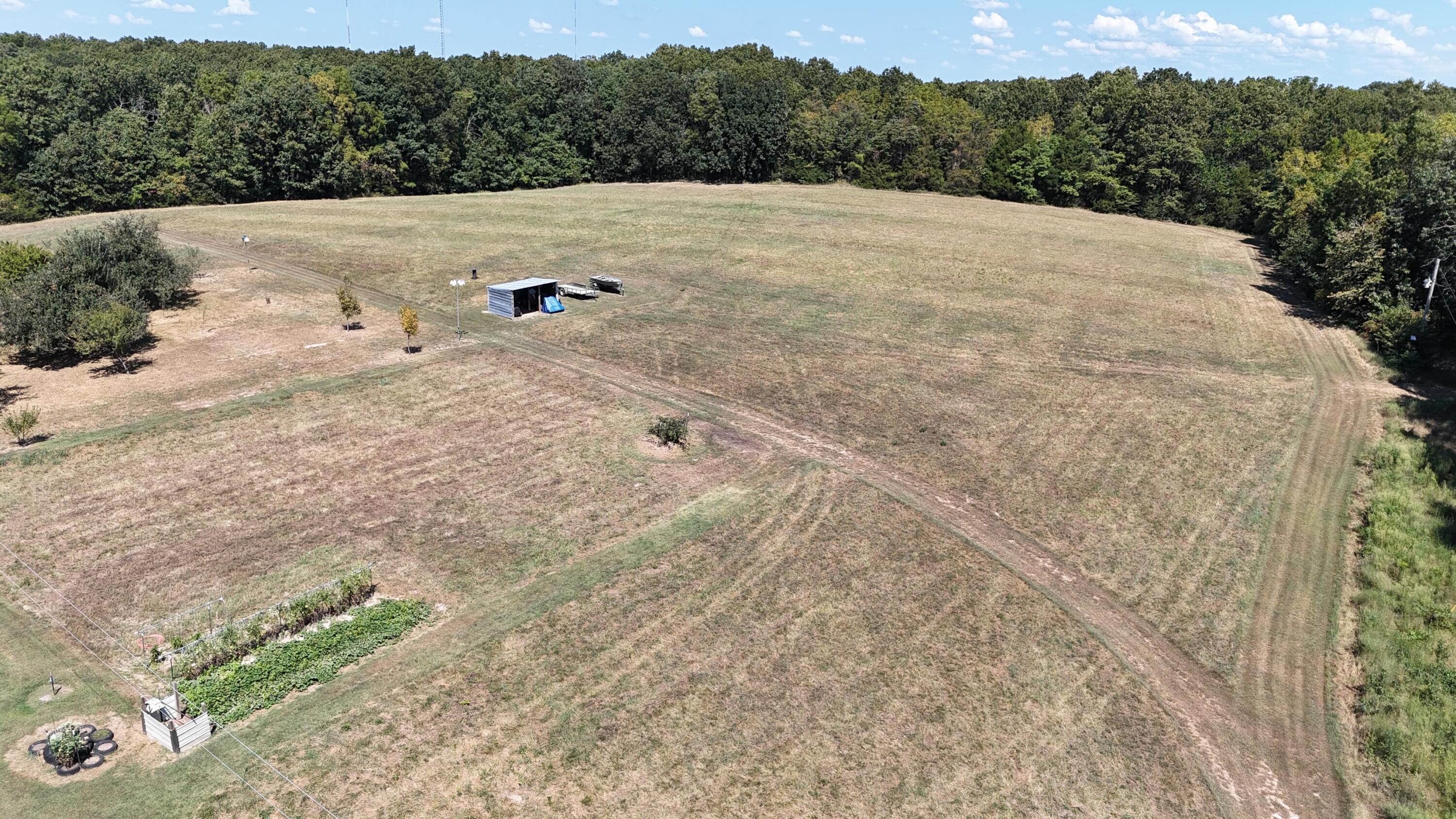 main property photo 34