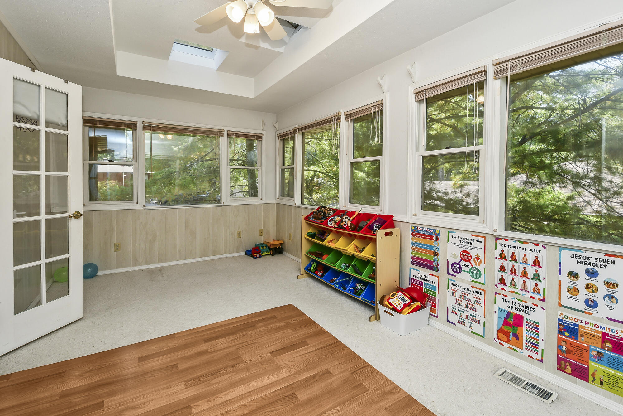 main property photo 23