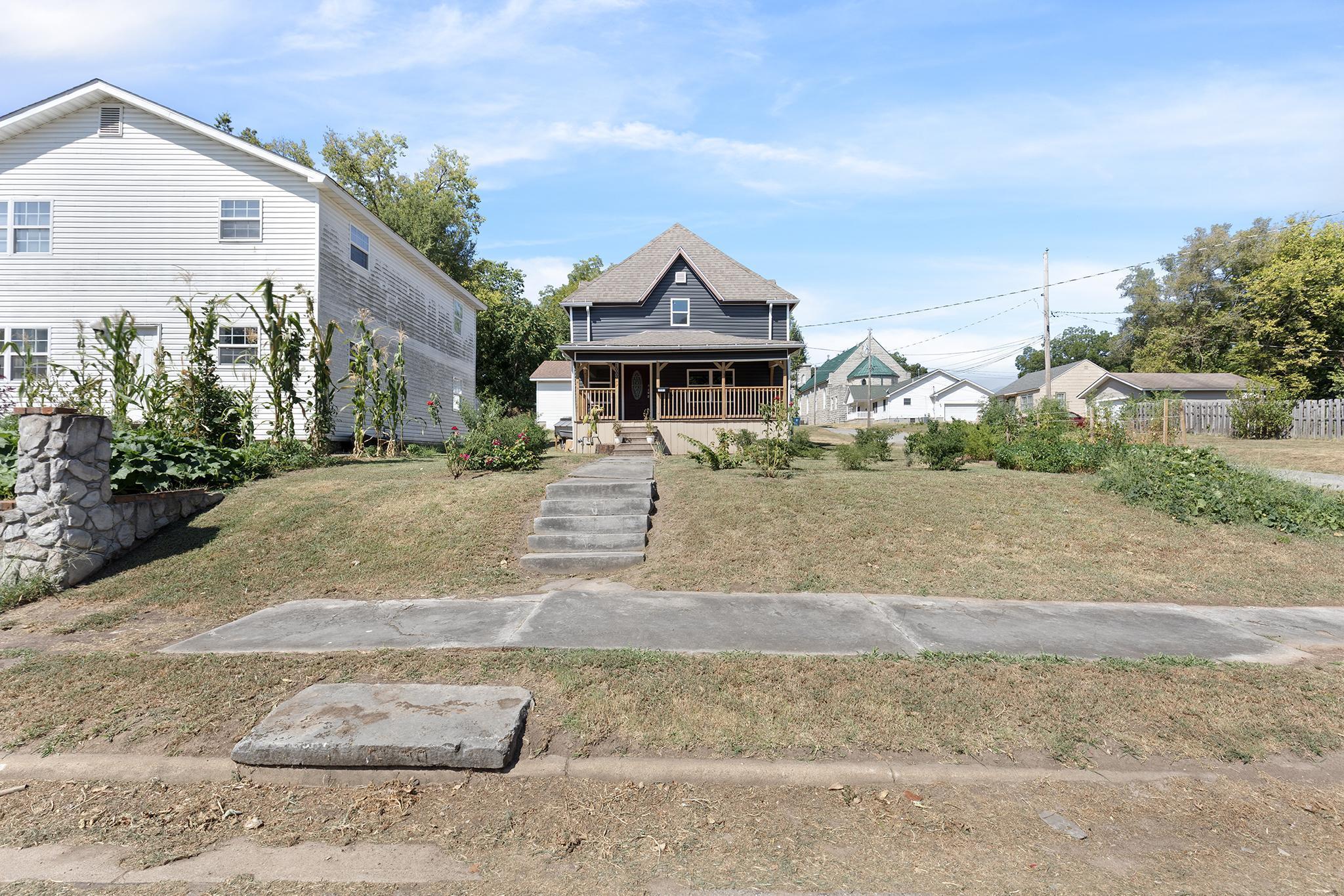 main property photo 15