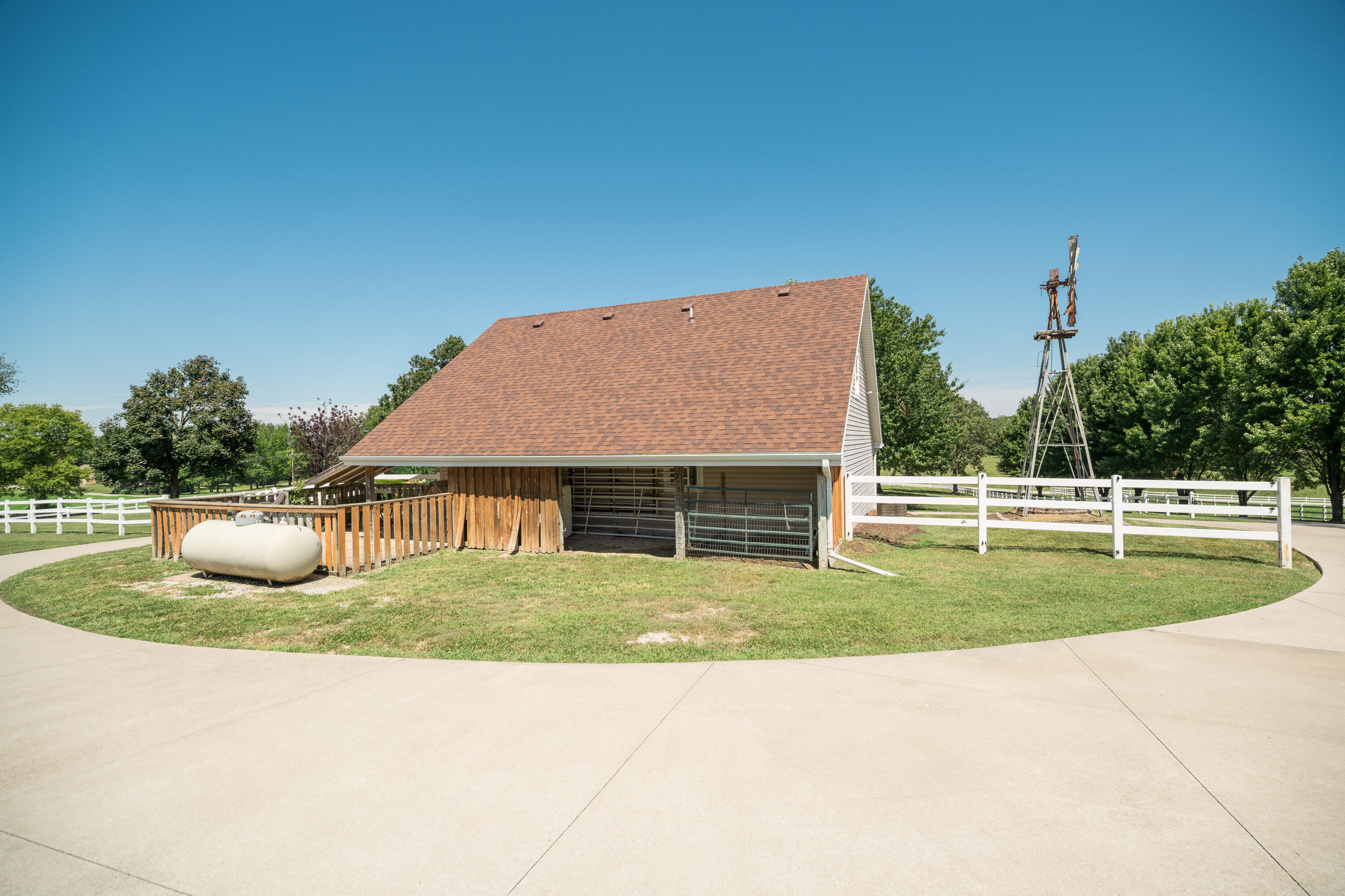 main property photo 110