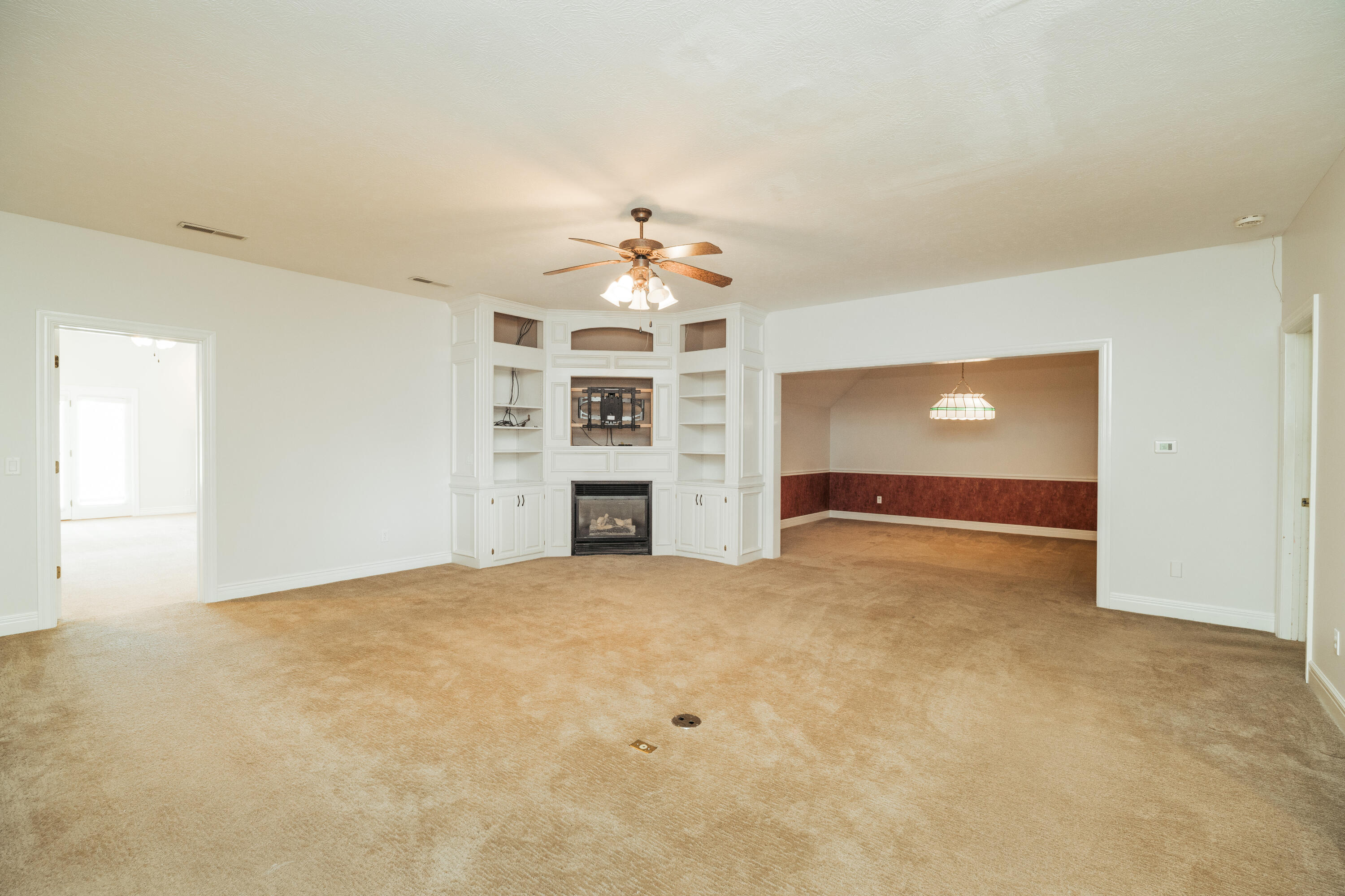 main property photo 67