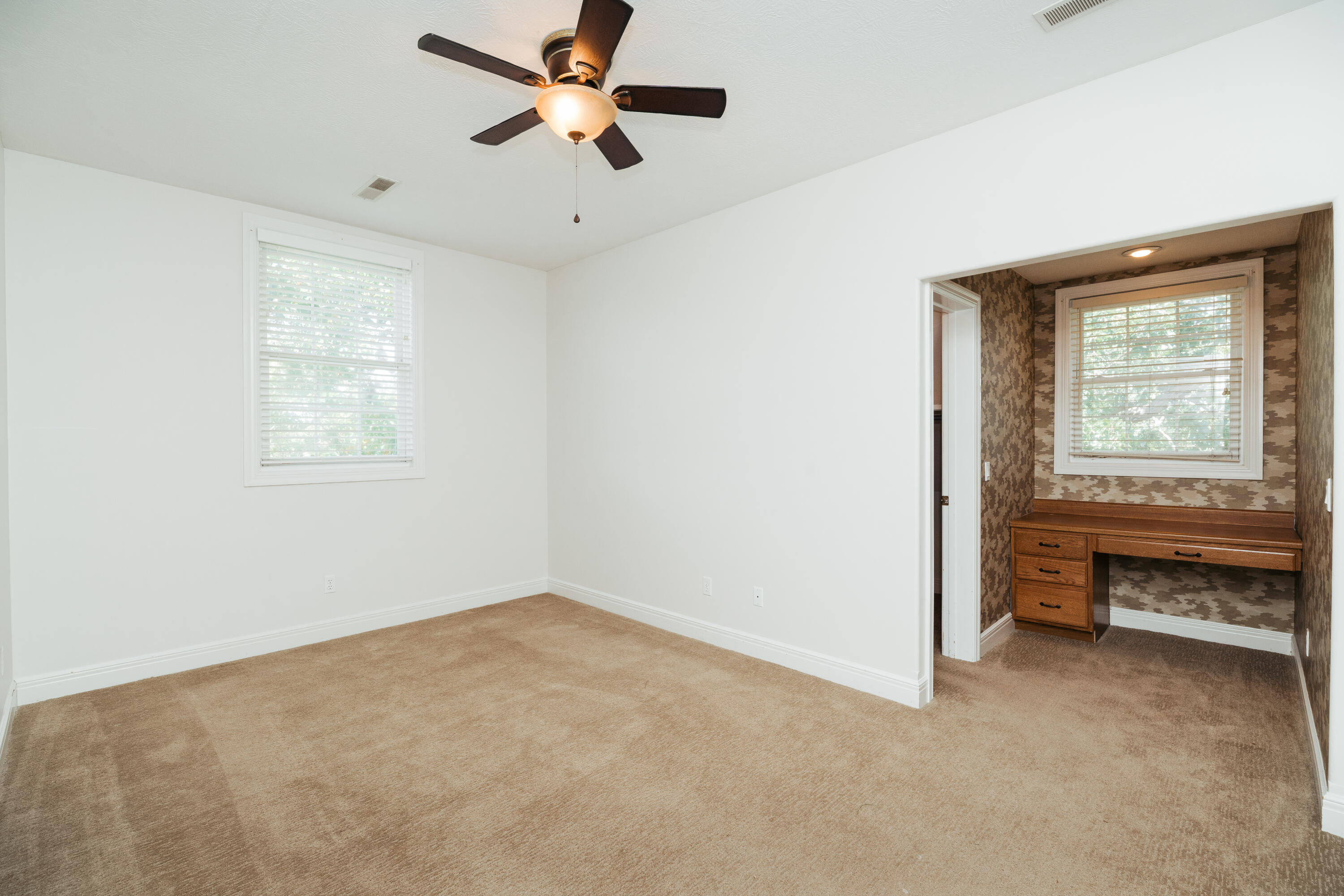 main property photo 75
