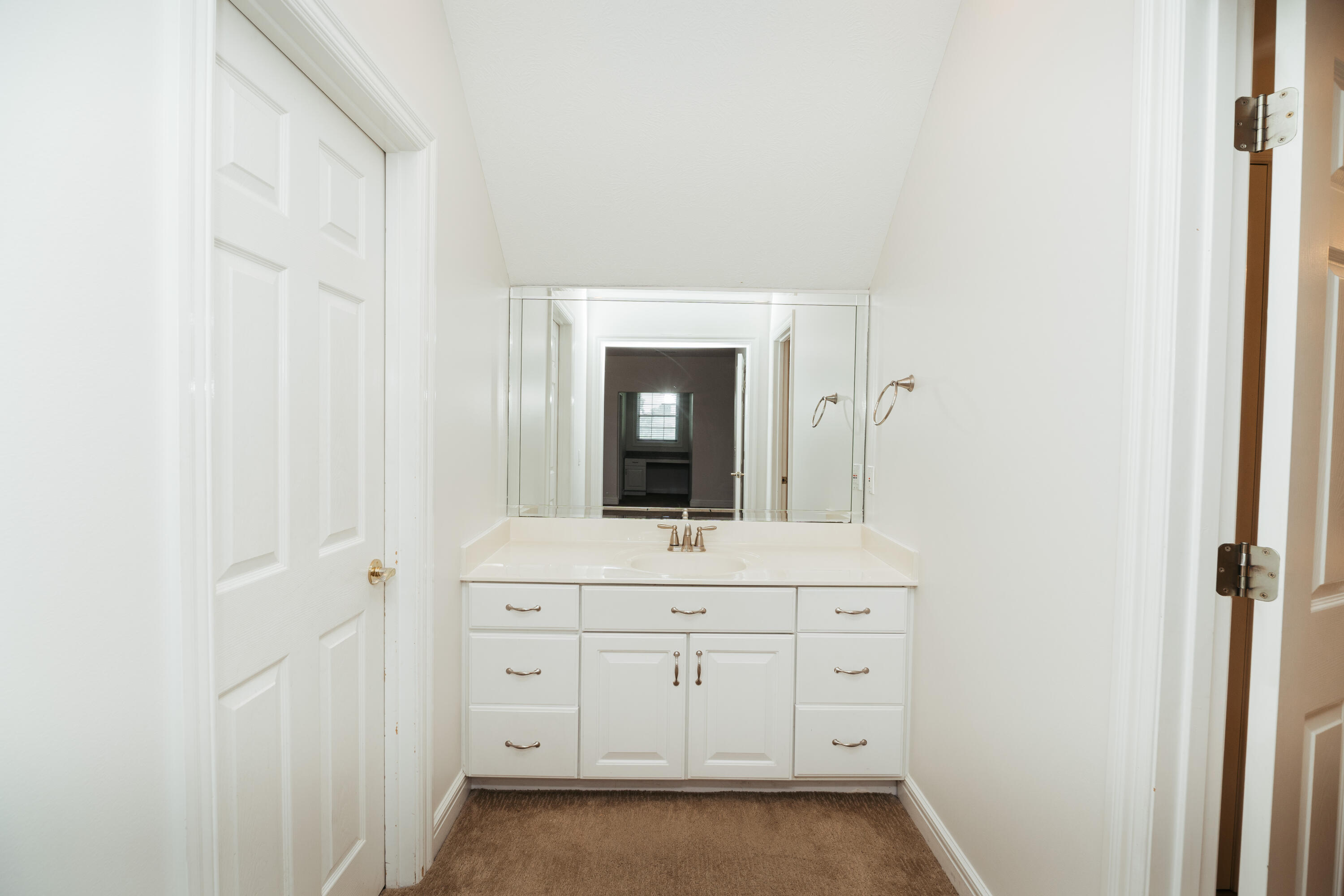main property photo 81