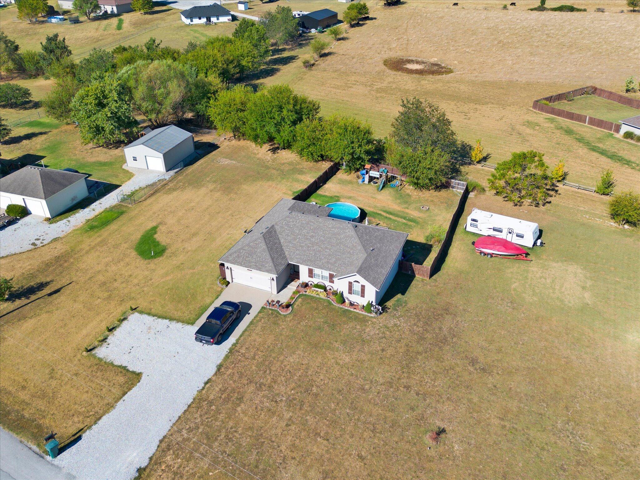 main property photo 46