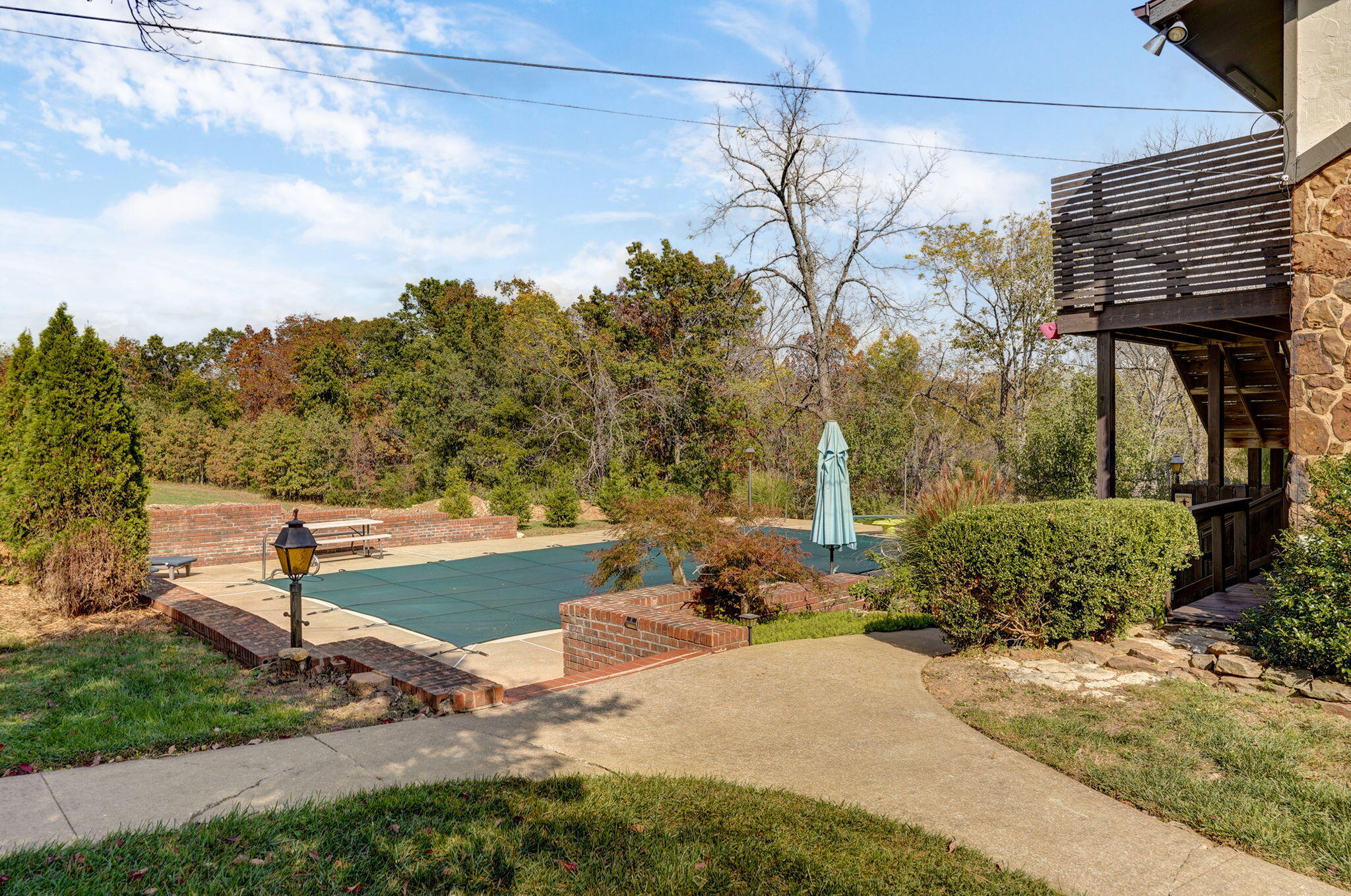 main property photo 49