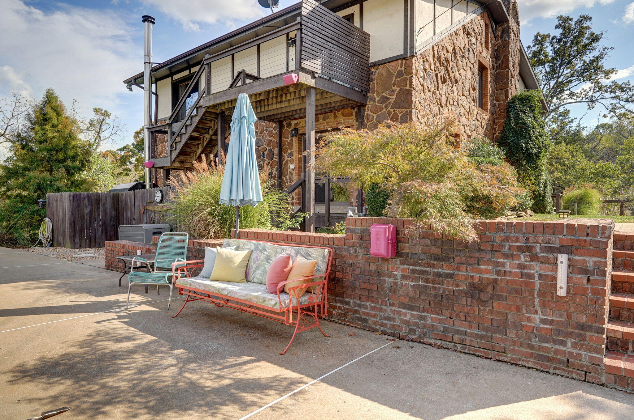 main property photo 50