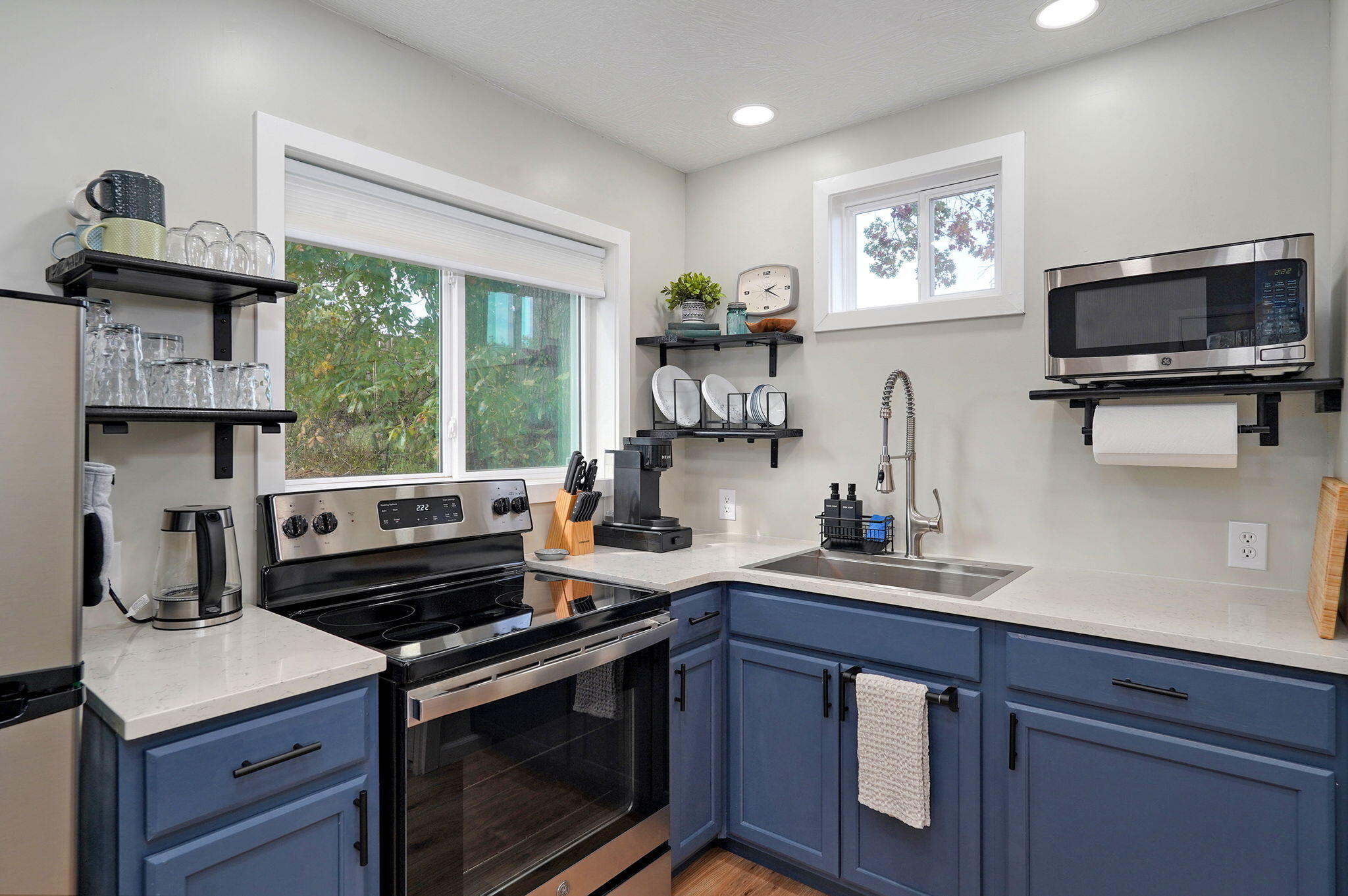 main property photo 70