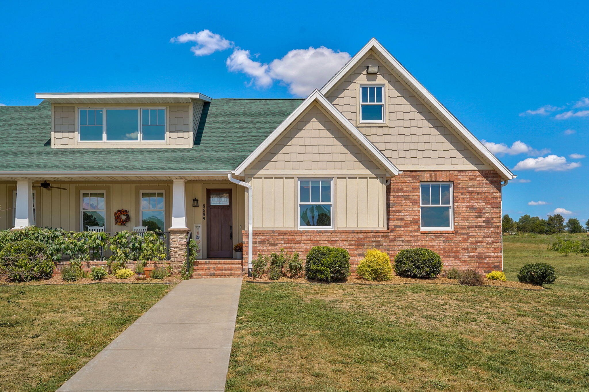 main property photo 16