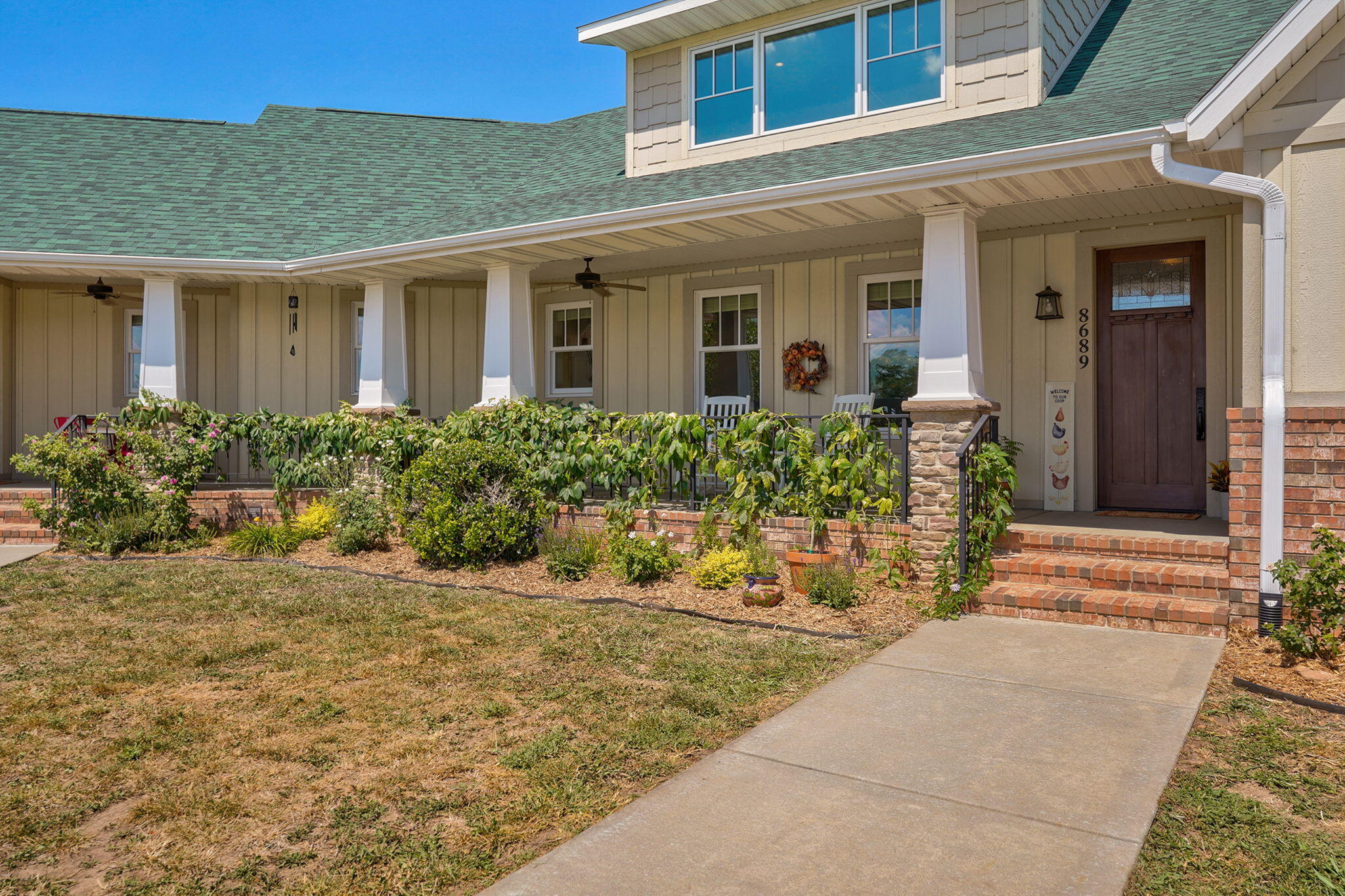 main property photo 17