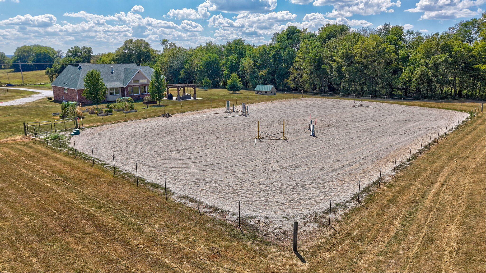 main property photo 6
