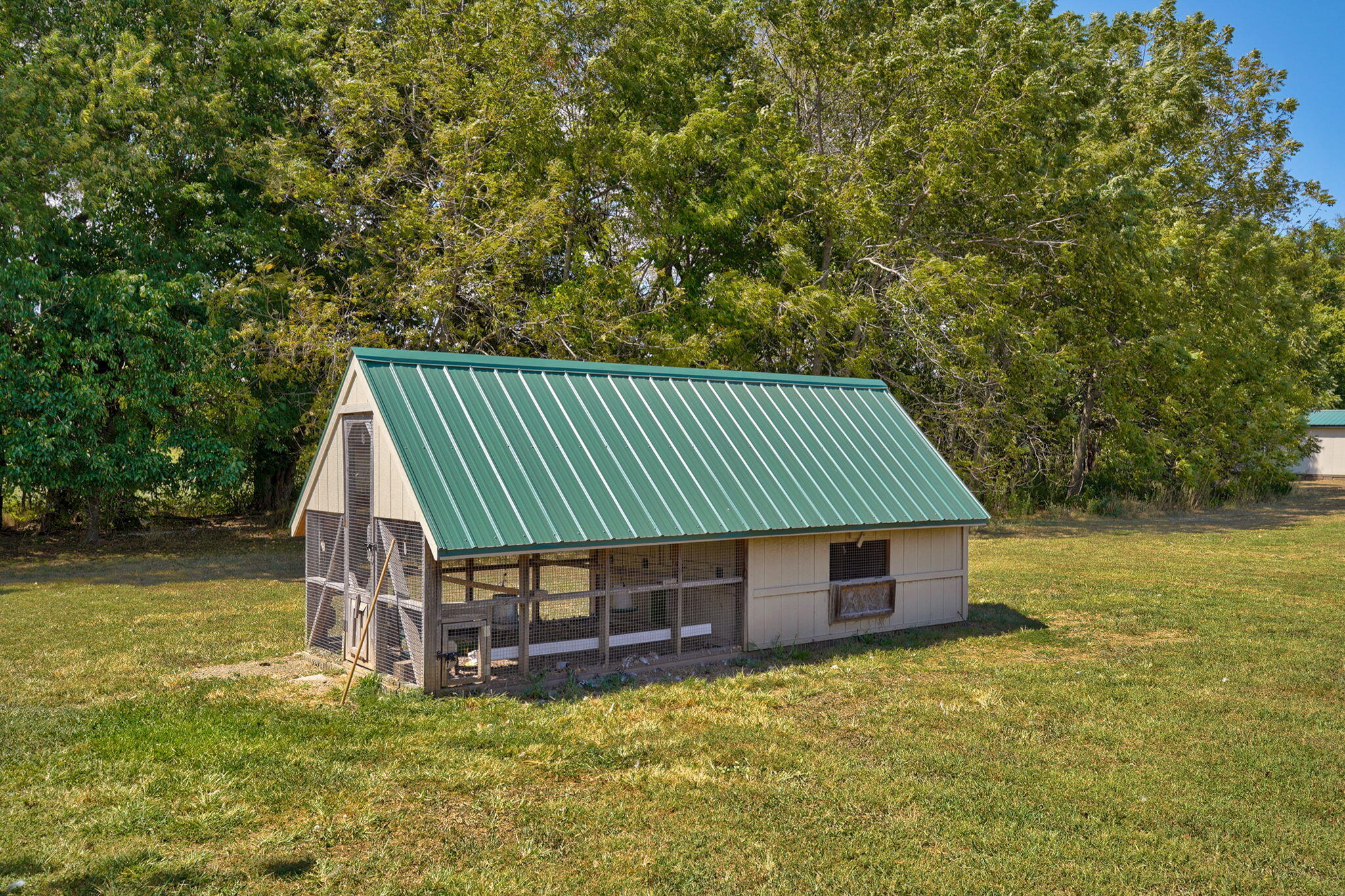 main property photo 67