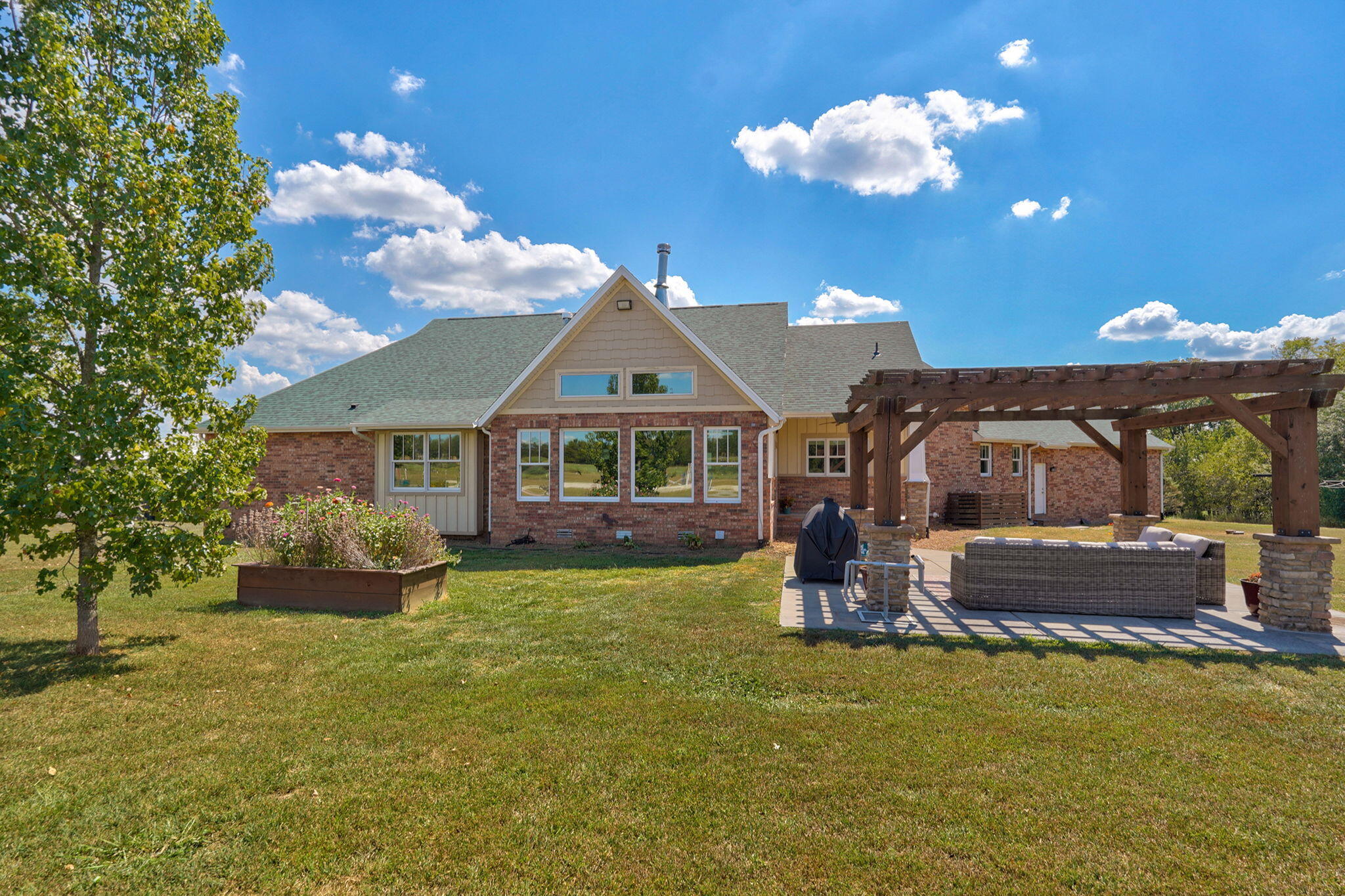 main property photo 70