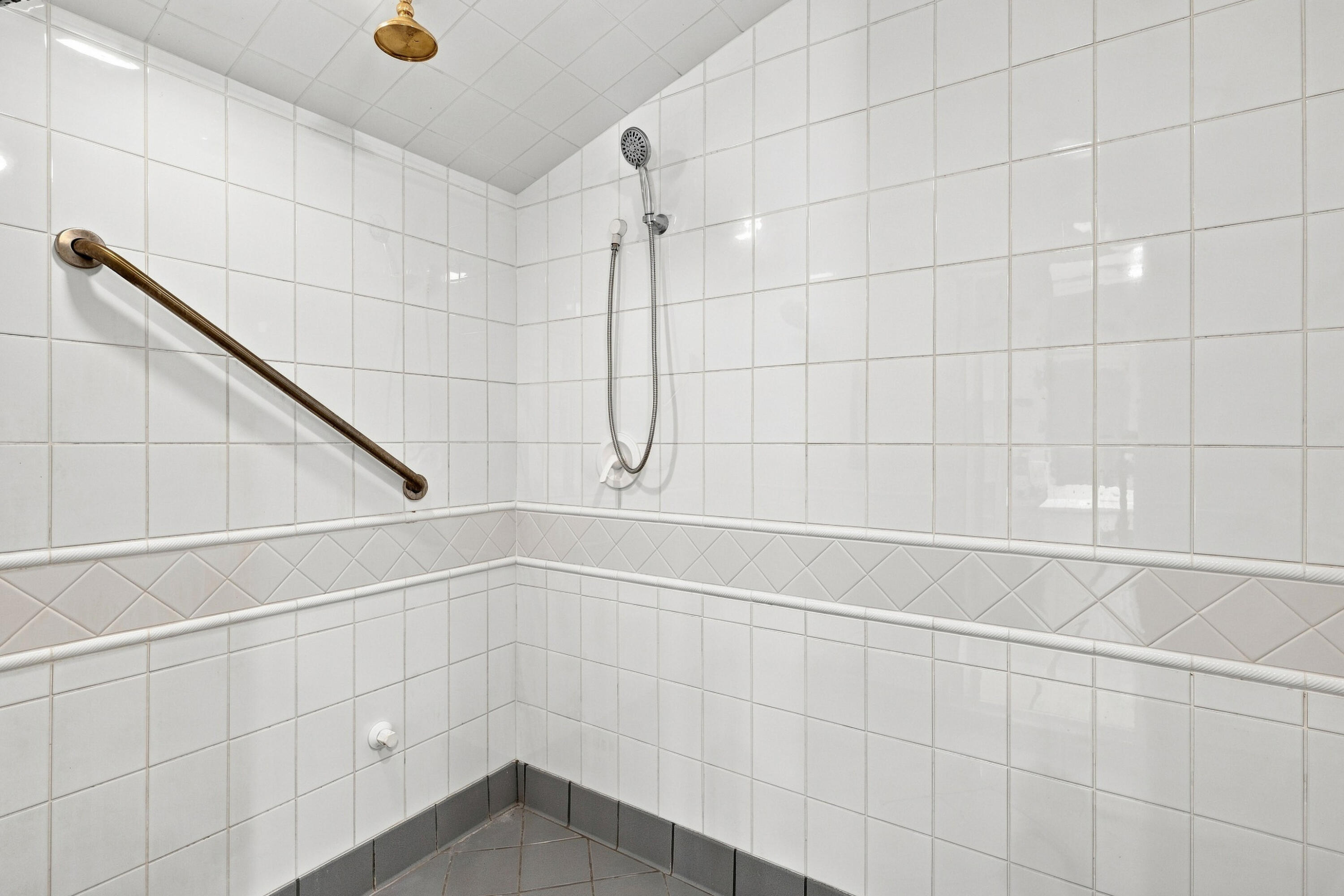 main property photo 101