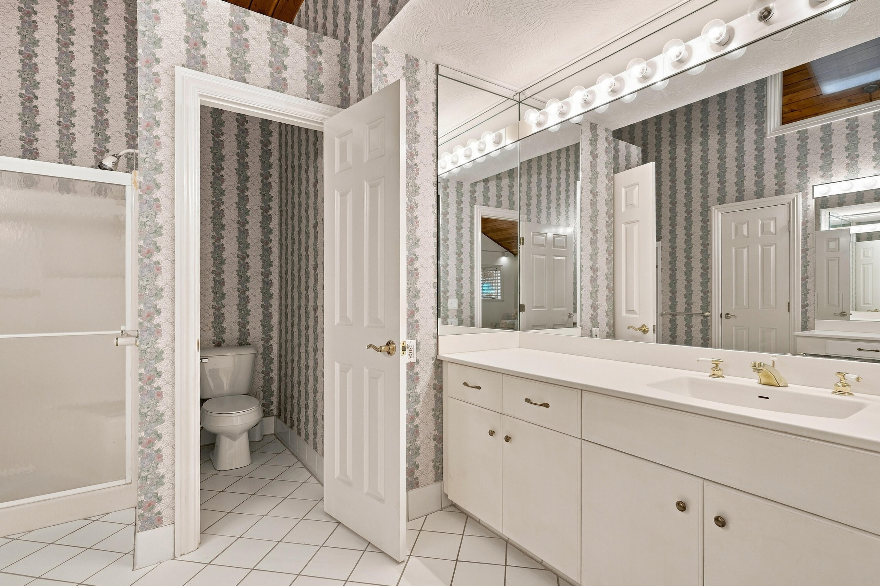main property photo 108