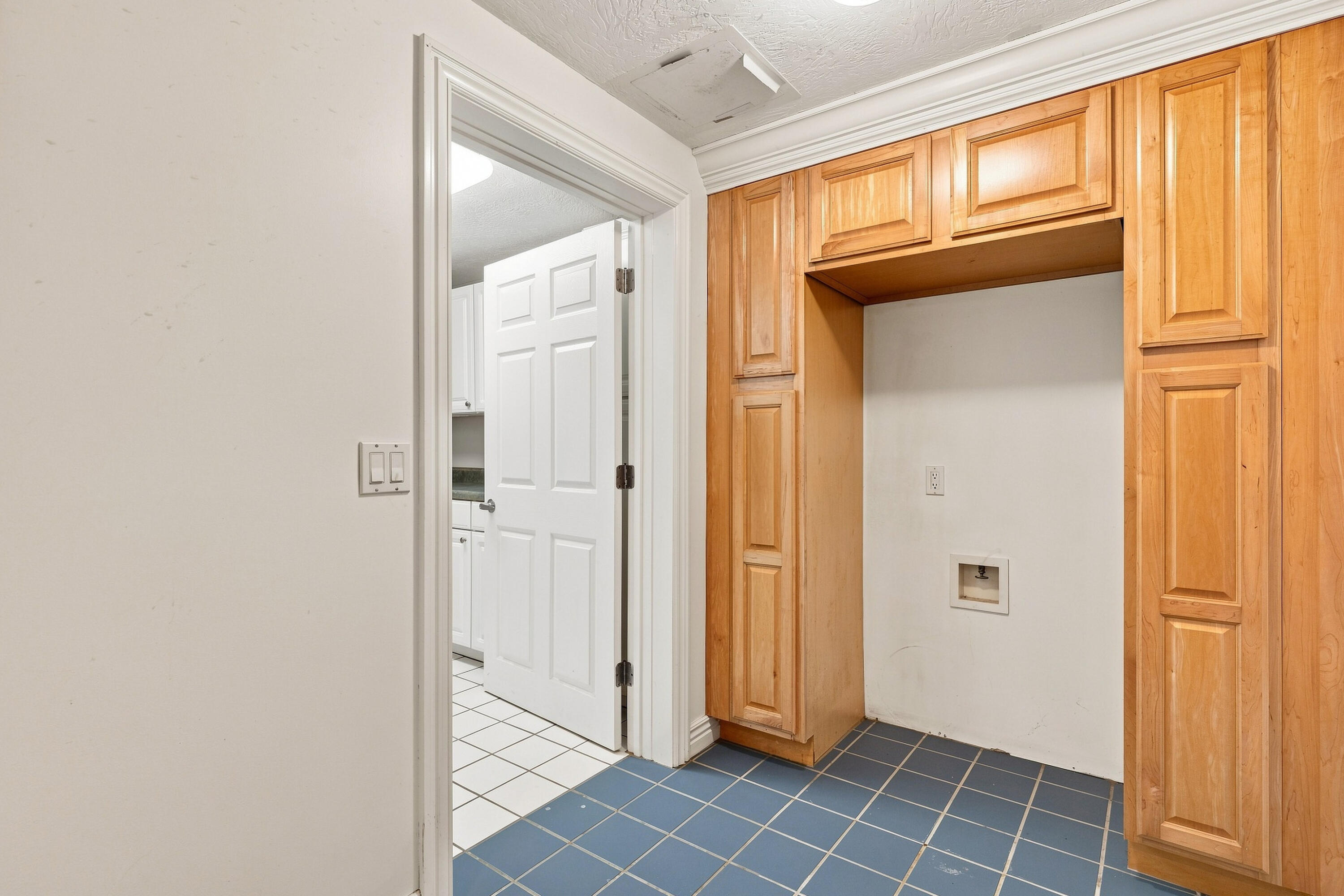 main property photo 128