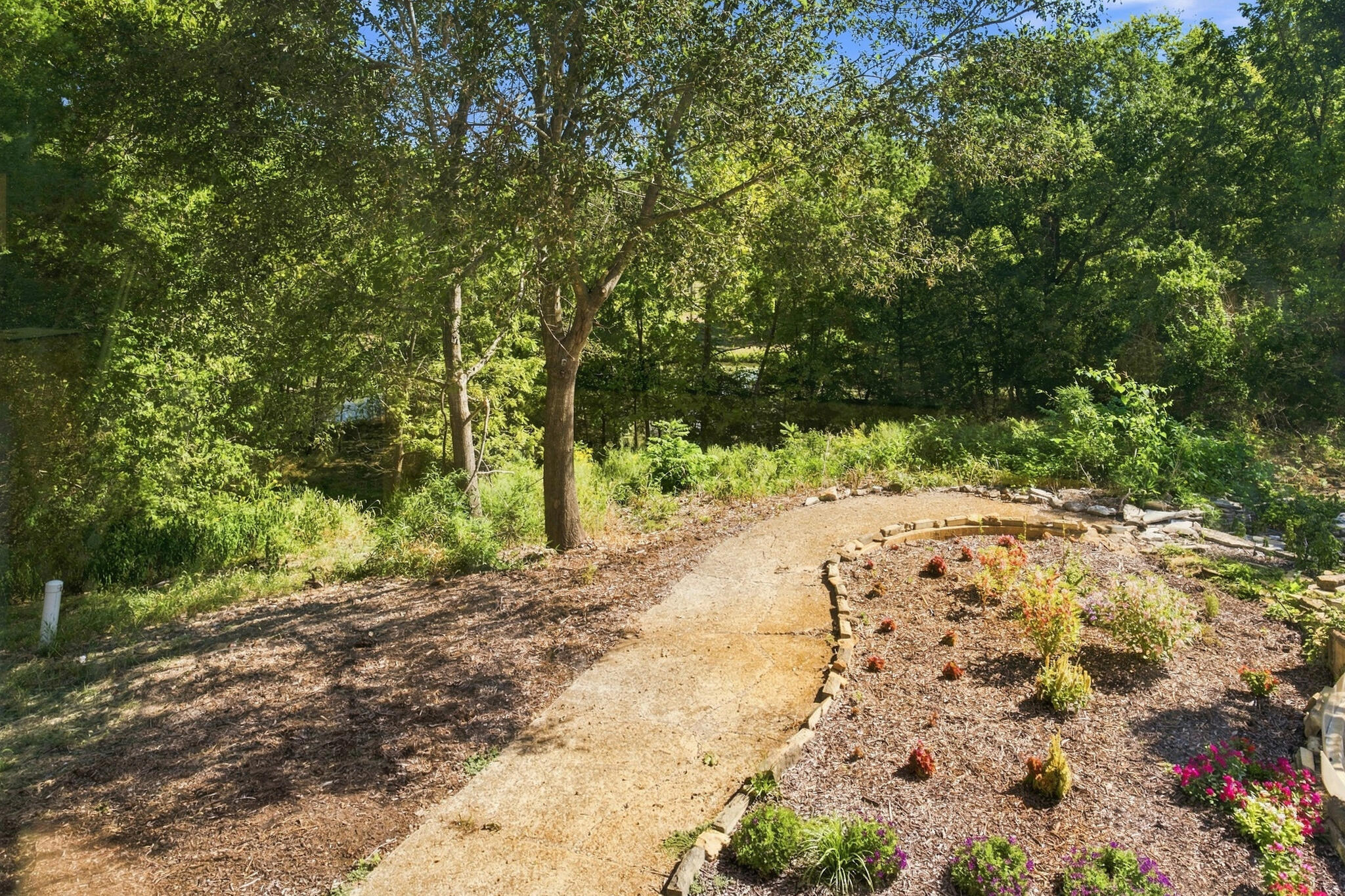main property photo 143