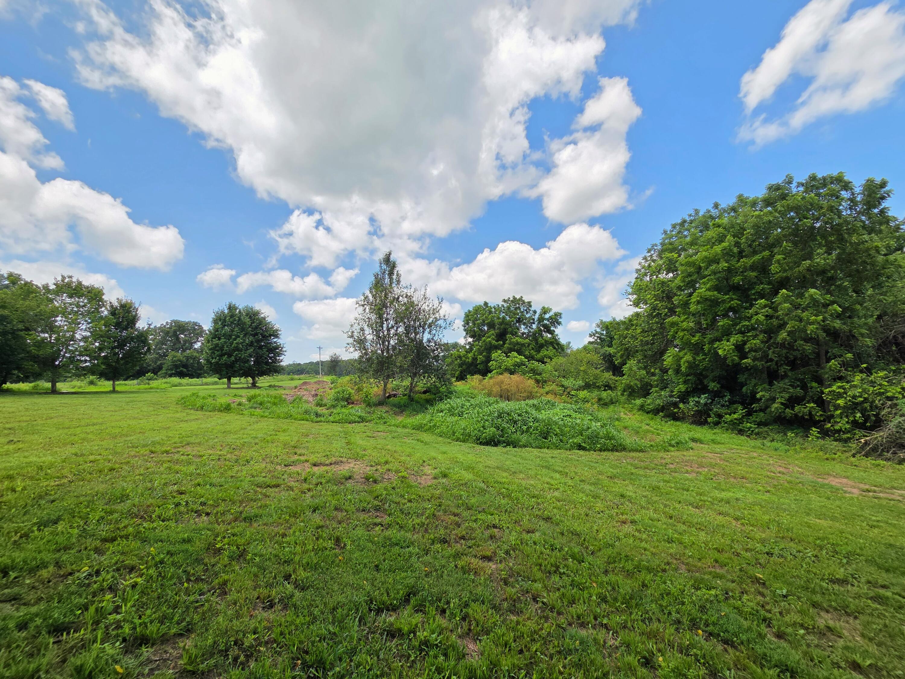 main property photo 40