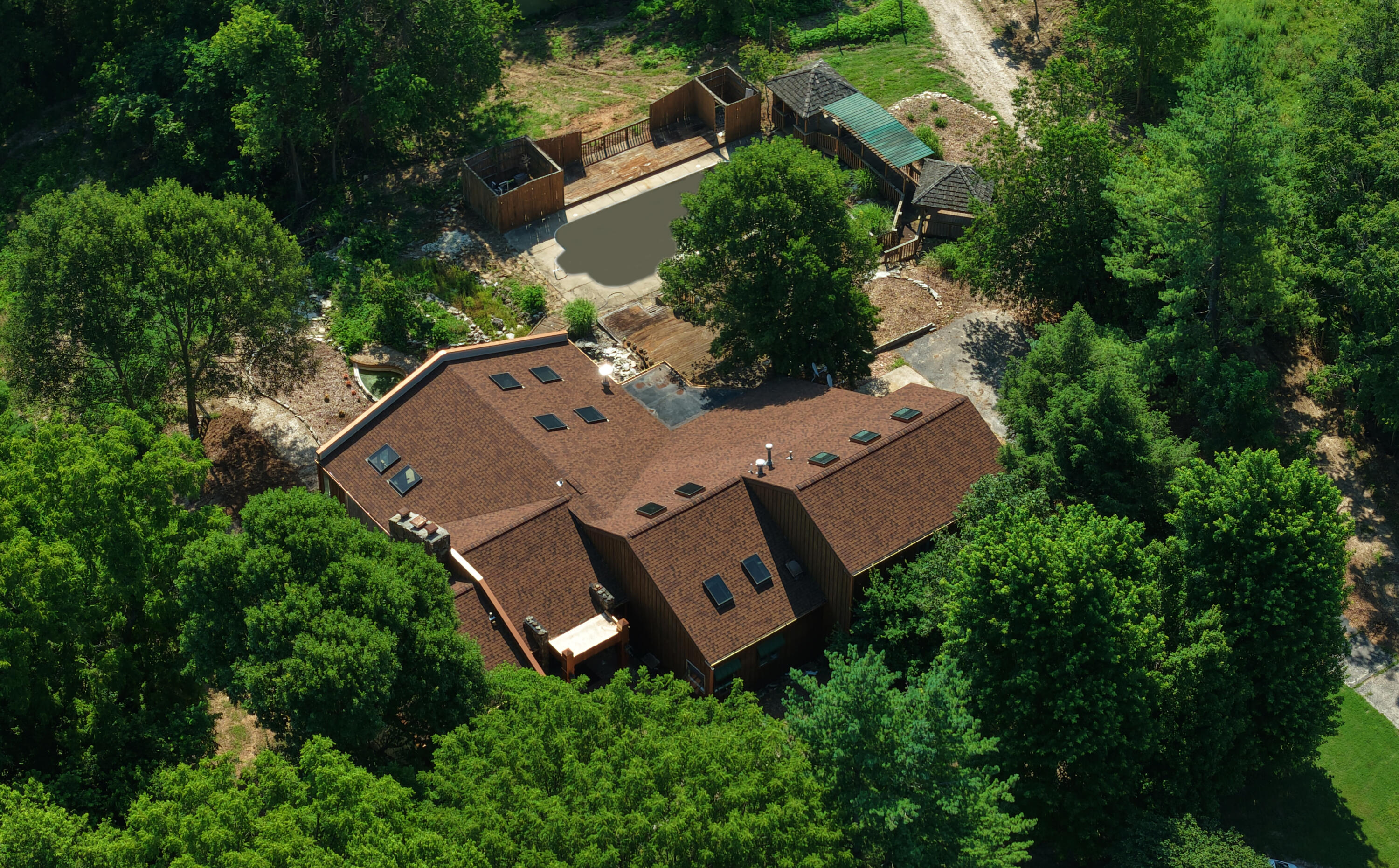 main property photo 59