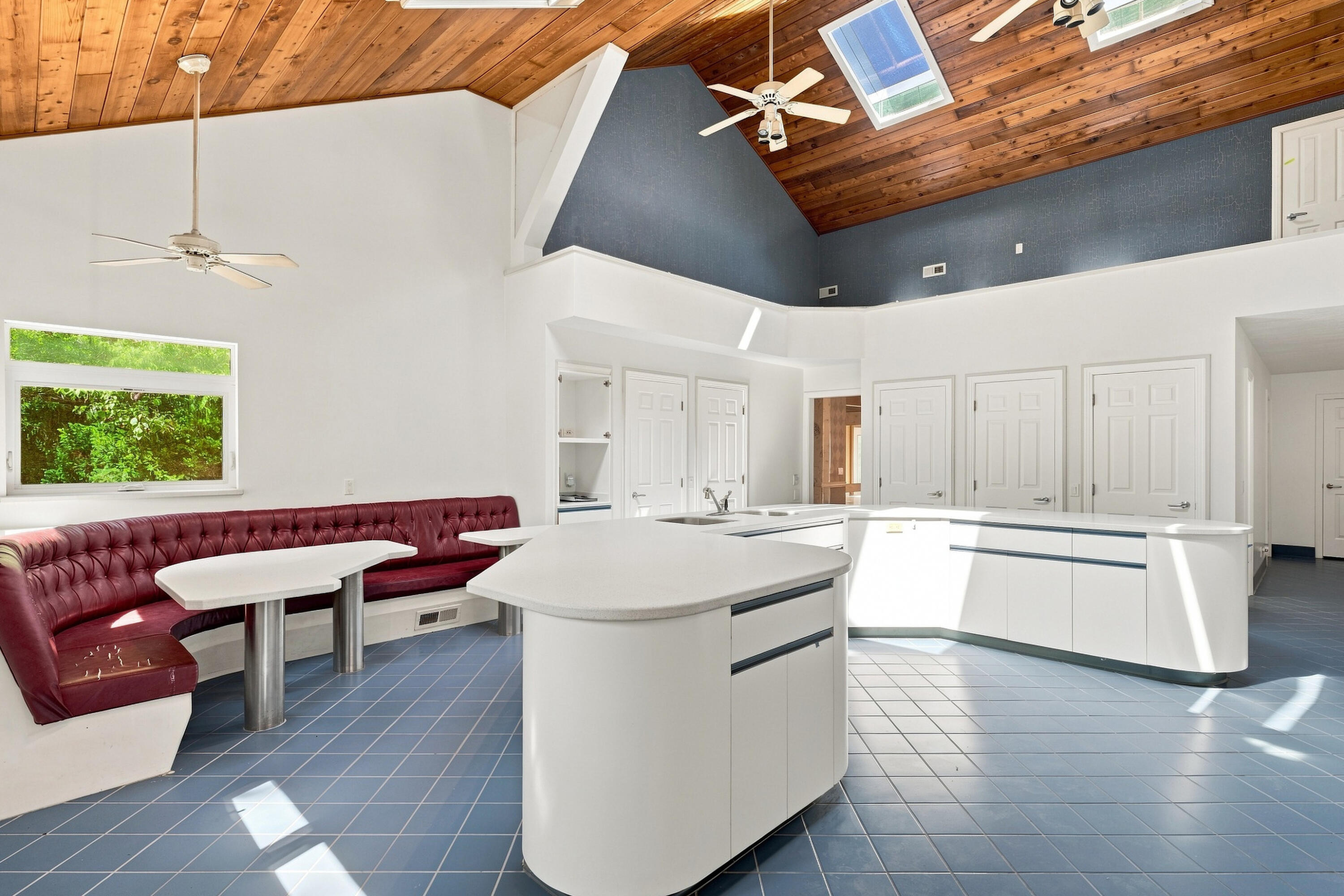 main property photo 83