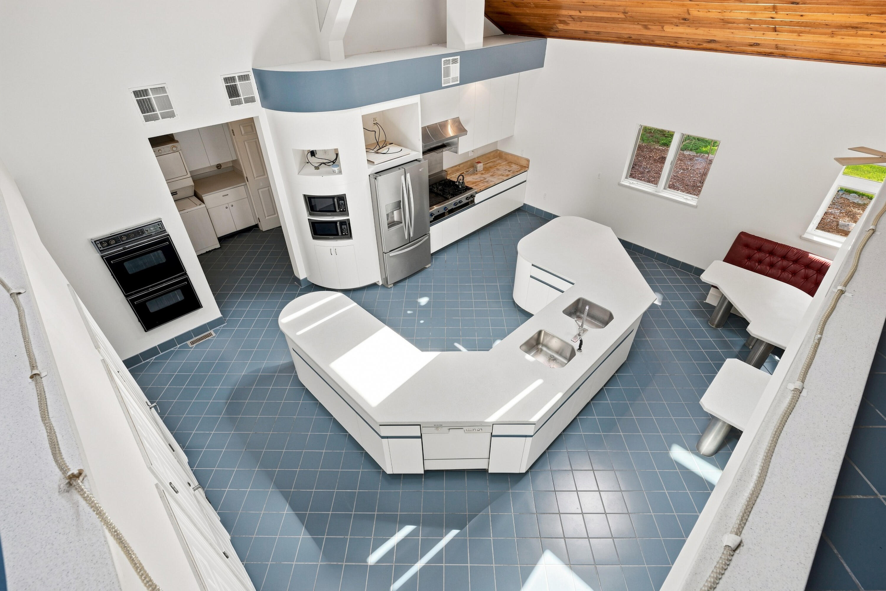 main property photo 86