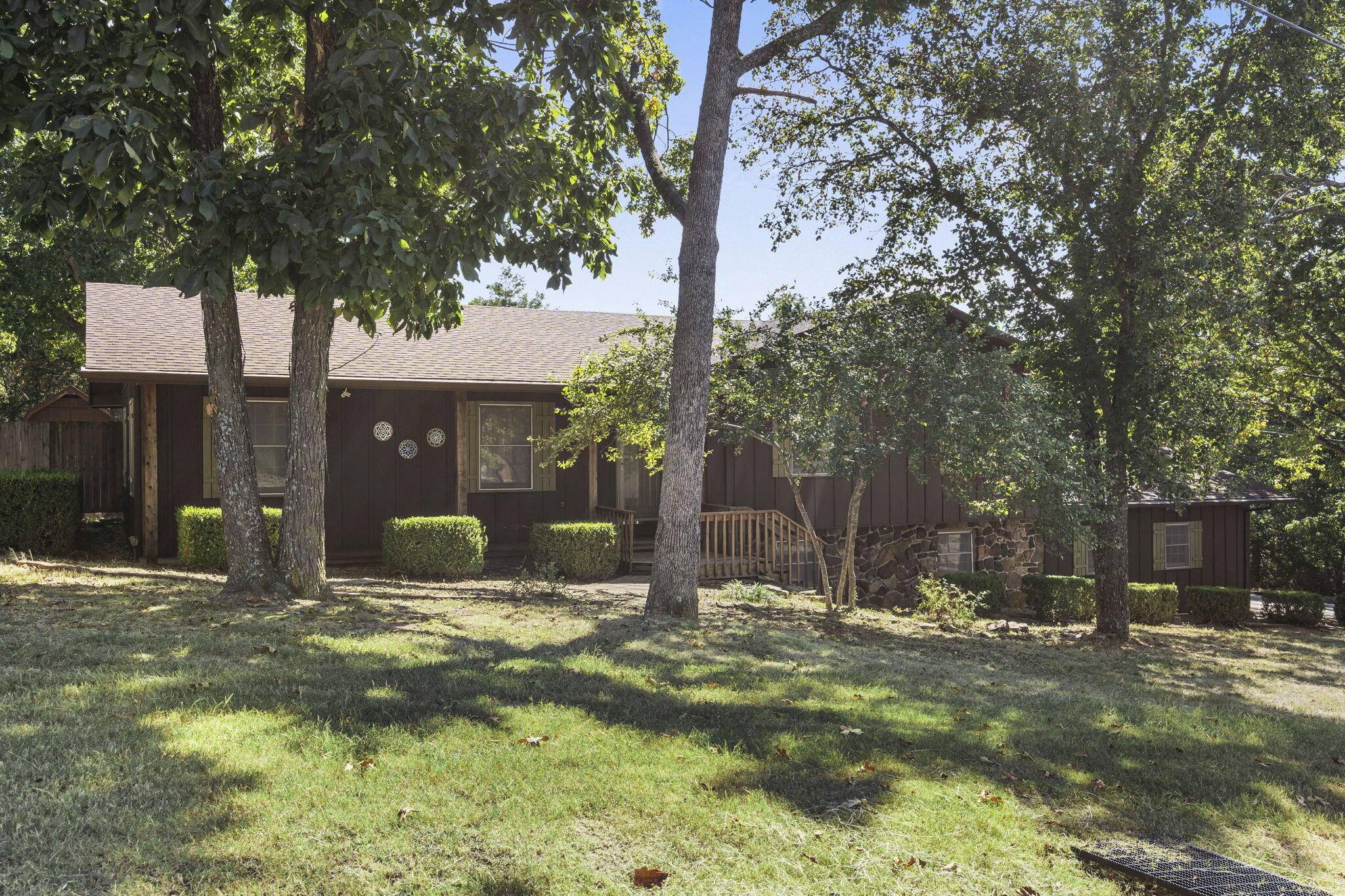 main property photo 24