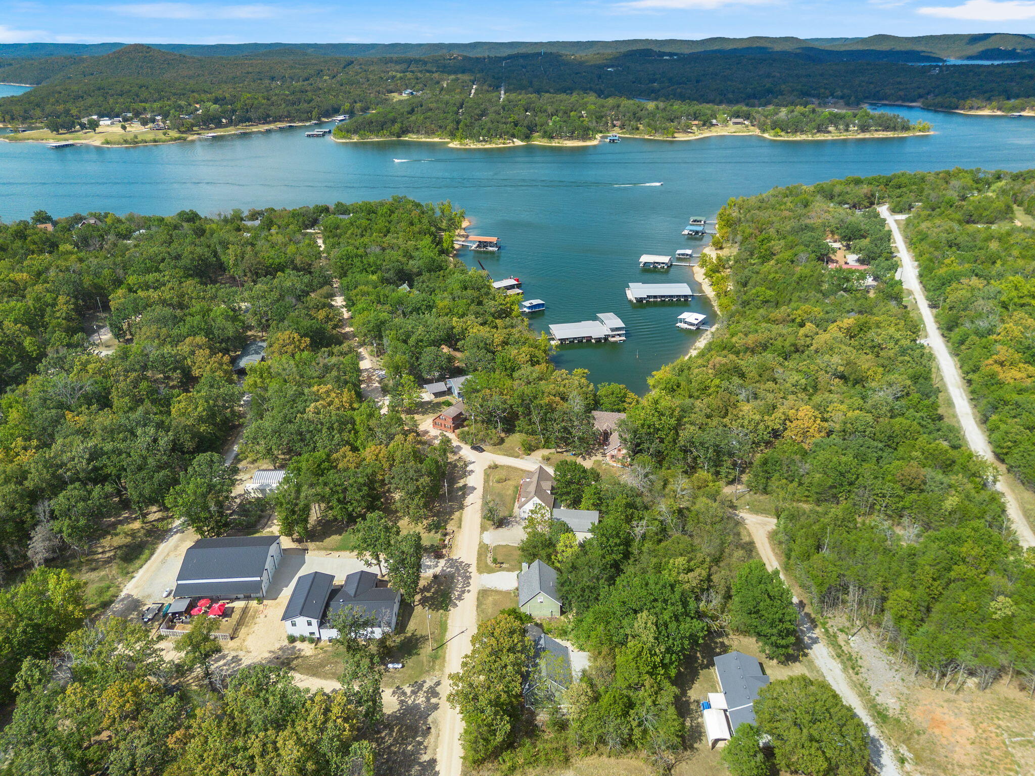 main property photo 40