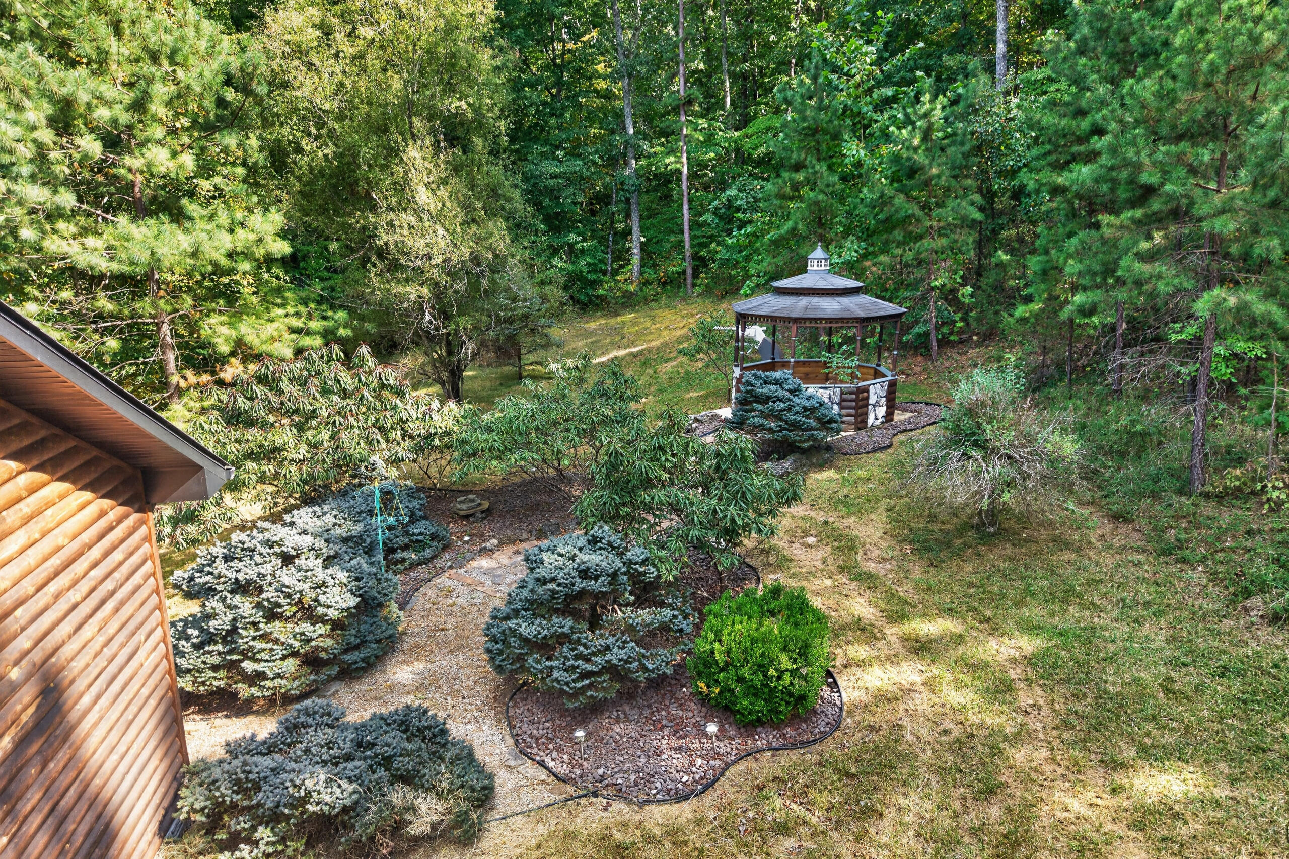 main property photo 74
