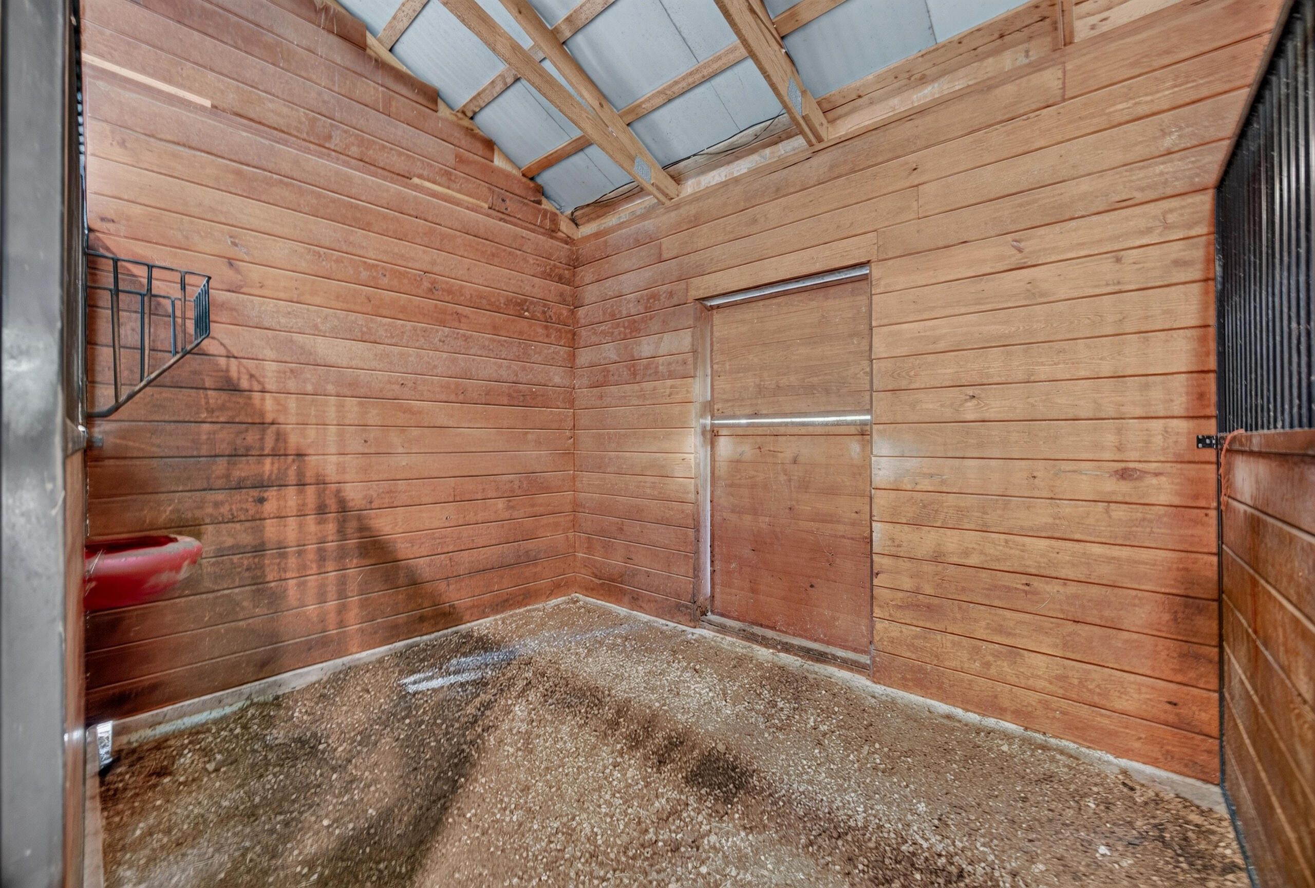main property photo 86