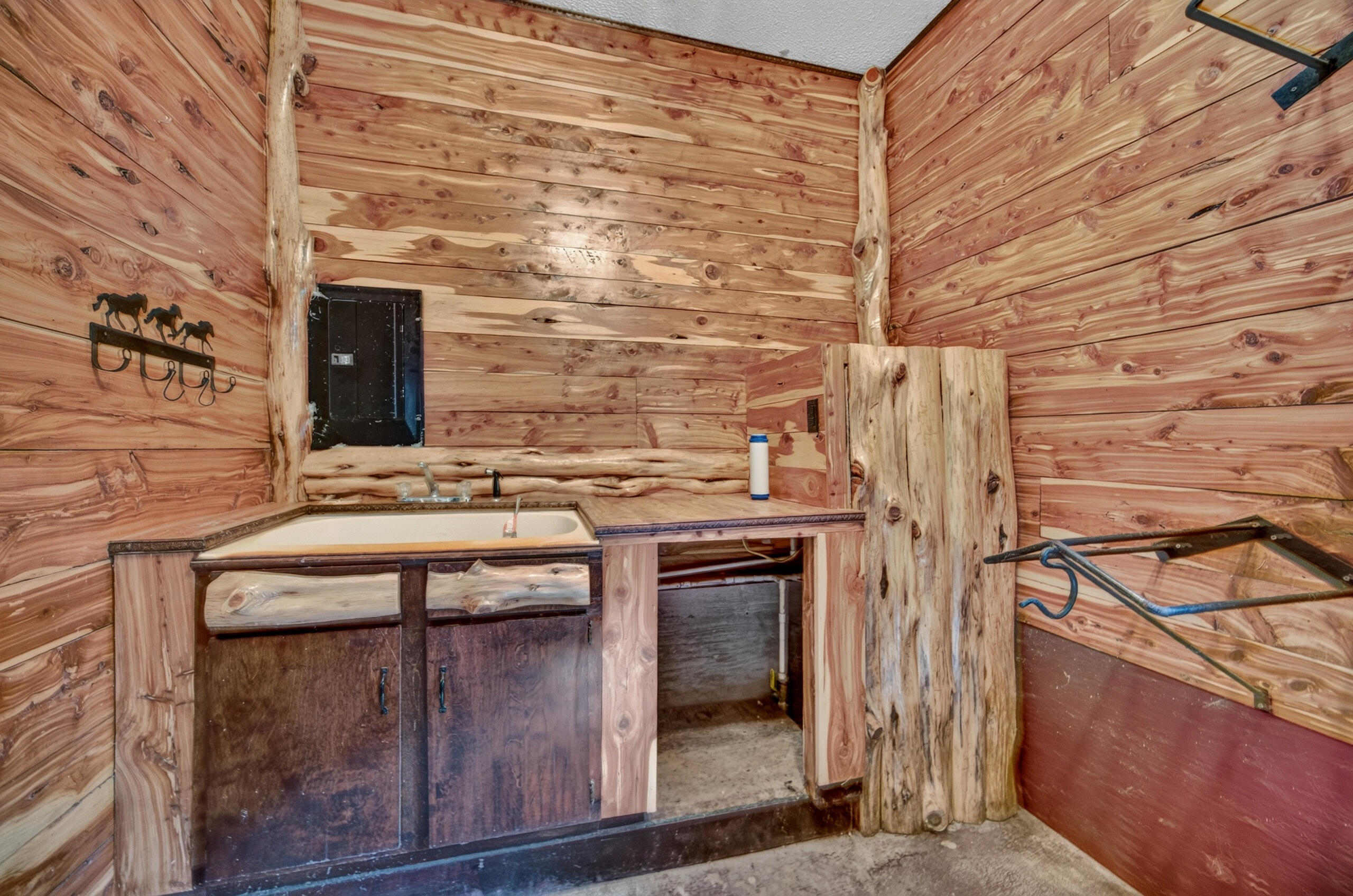 main property photo 88