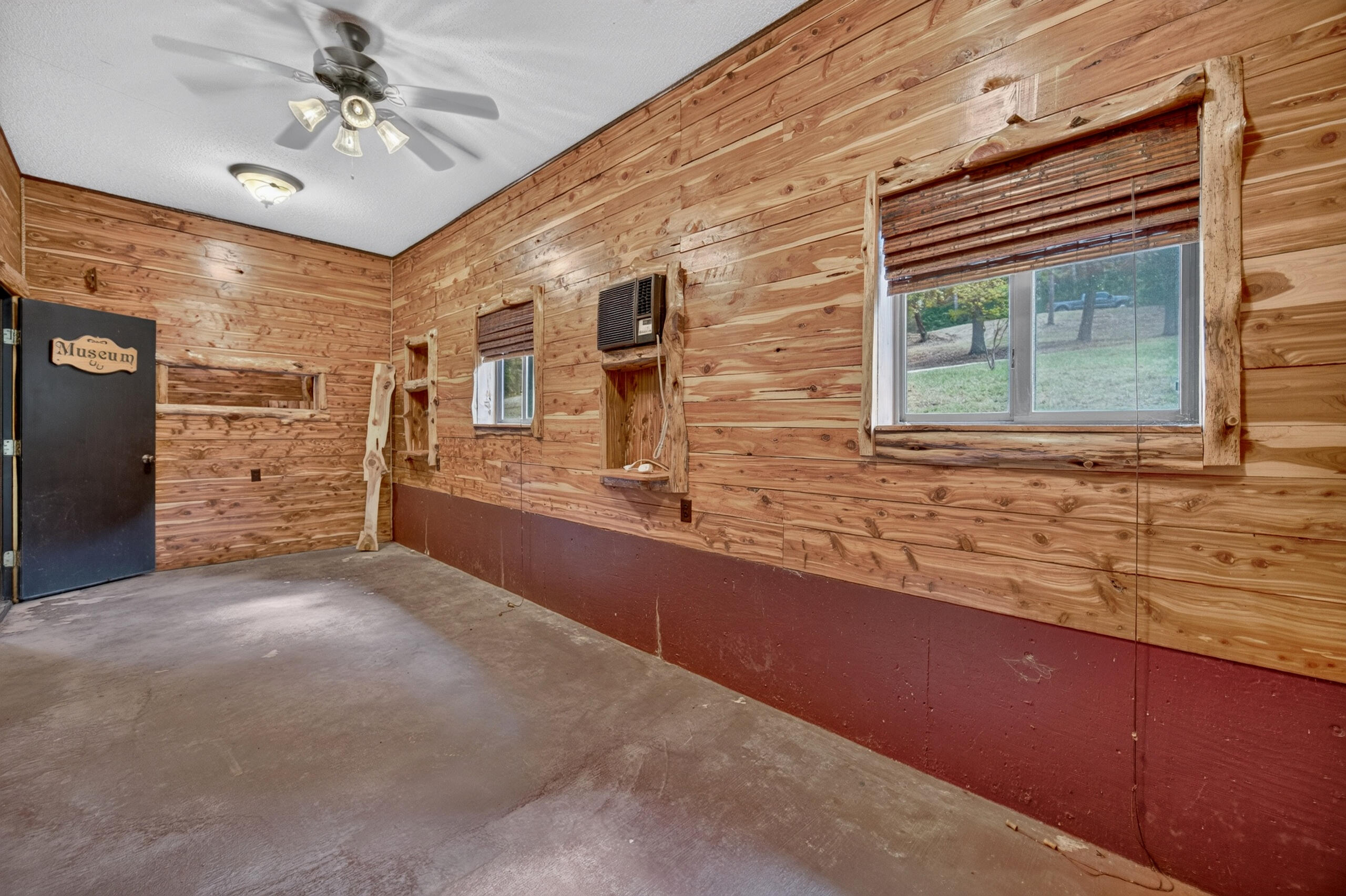 main property photo 90