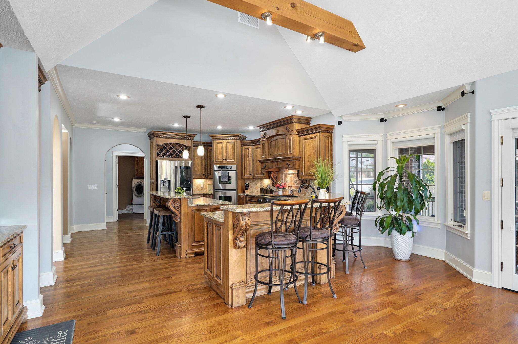 main property photo 17