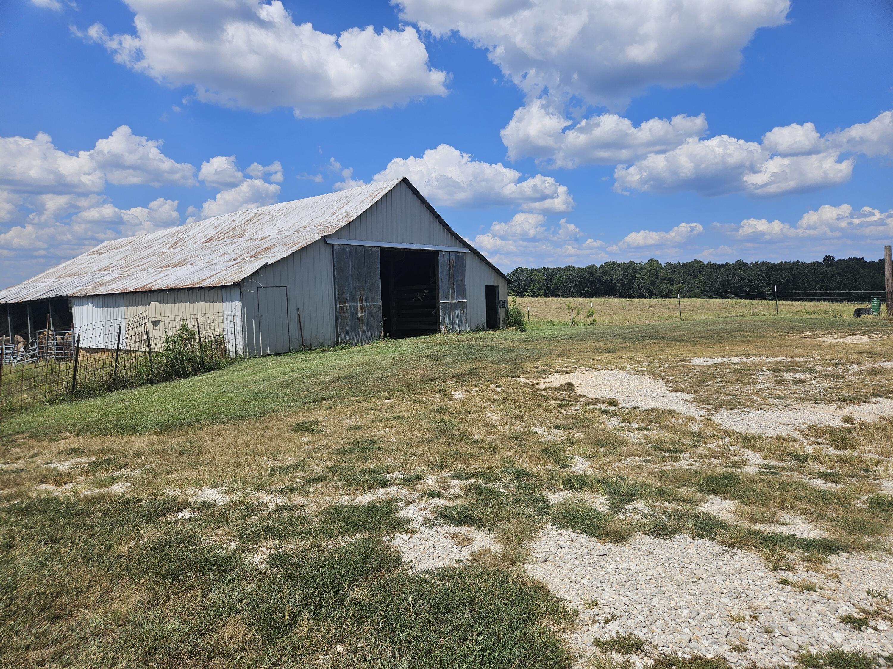 main property photo 34
