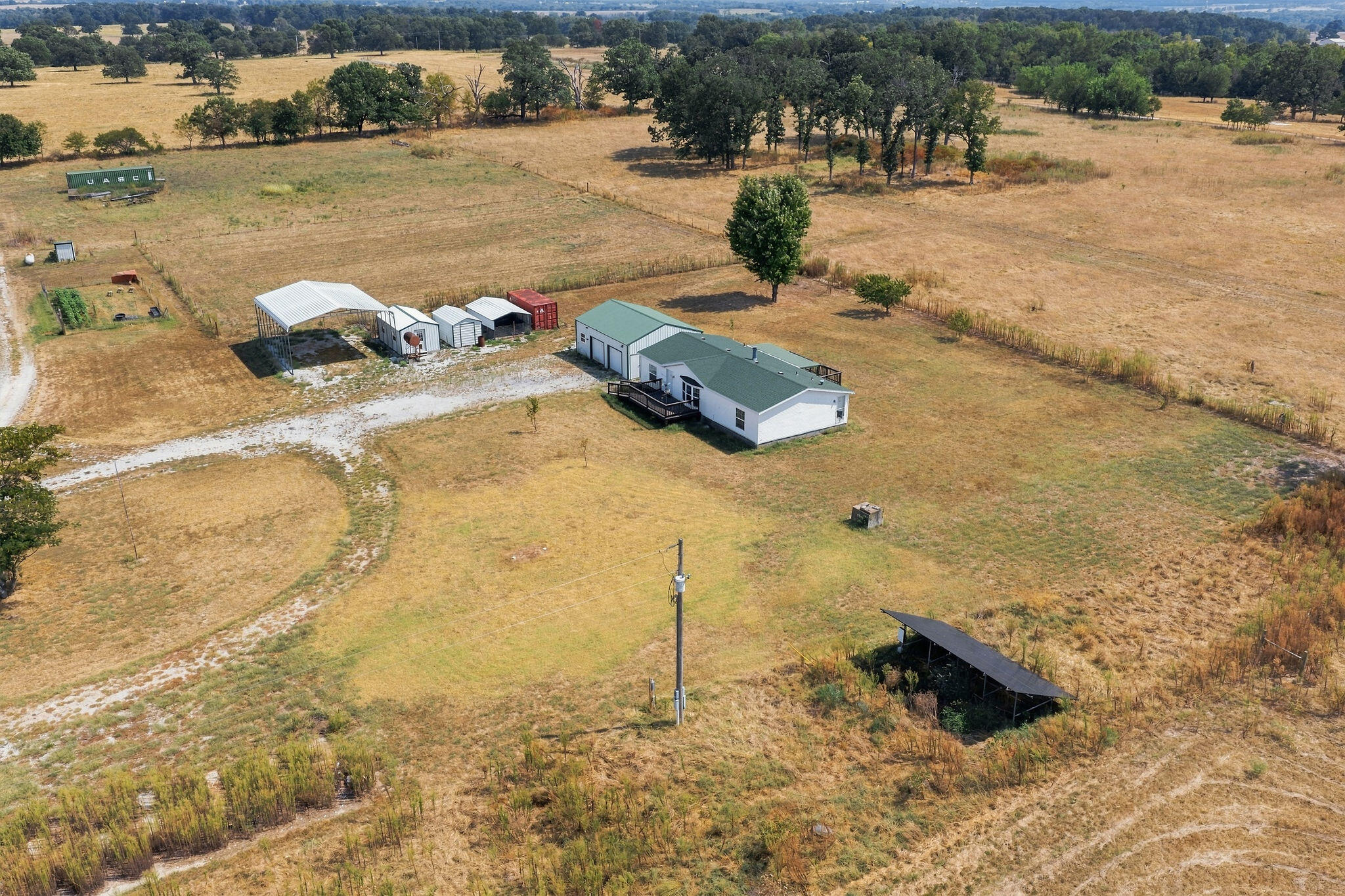 main property photo 35