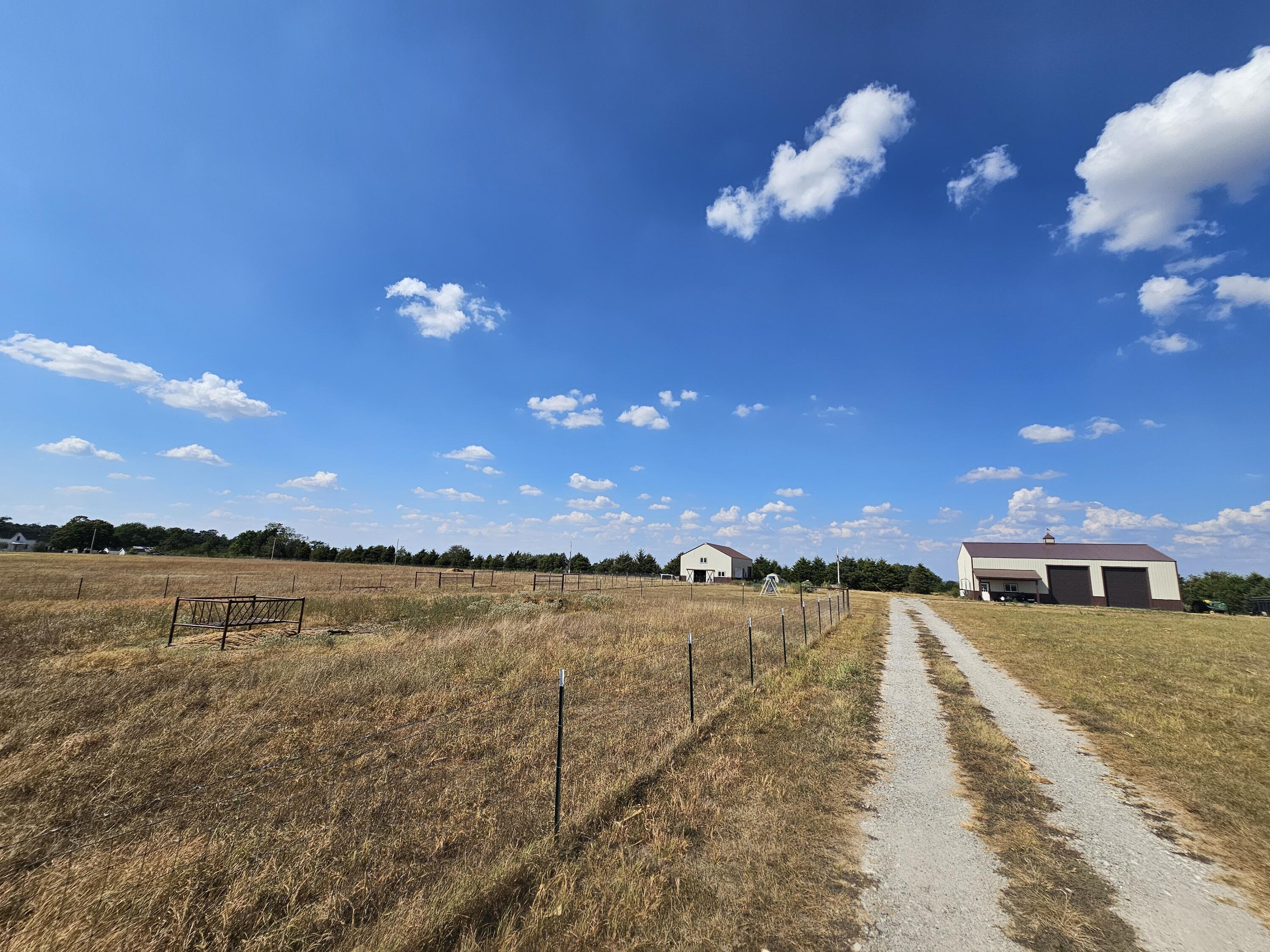 main property photo 30