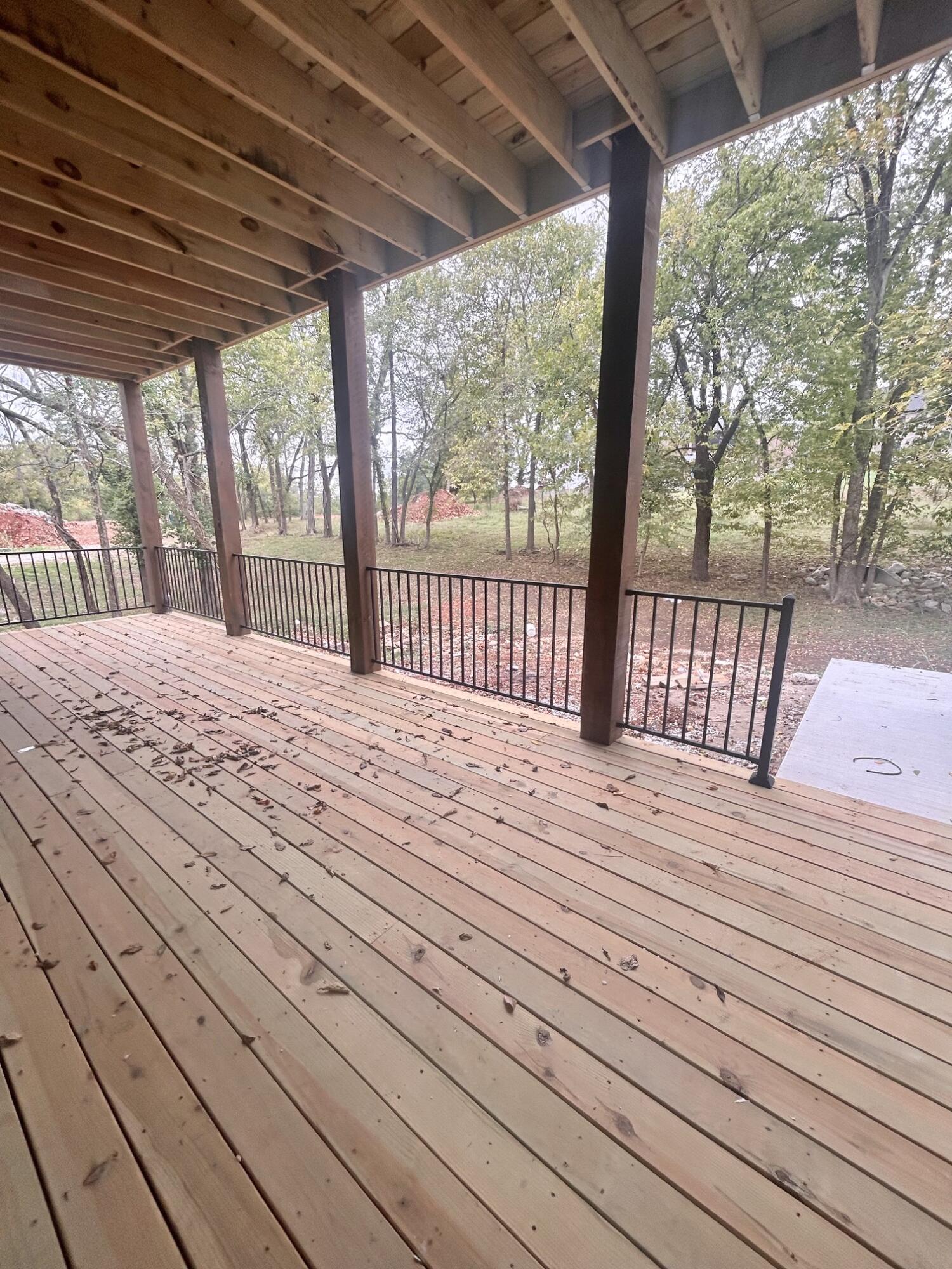 main property photo 37