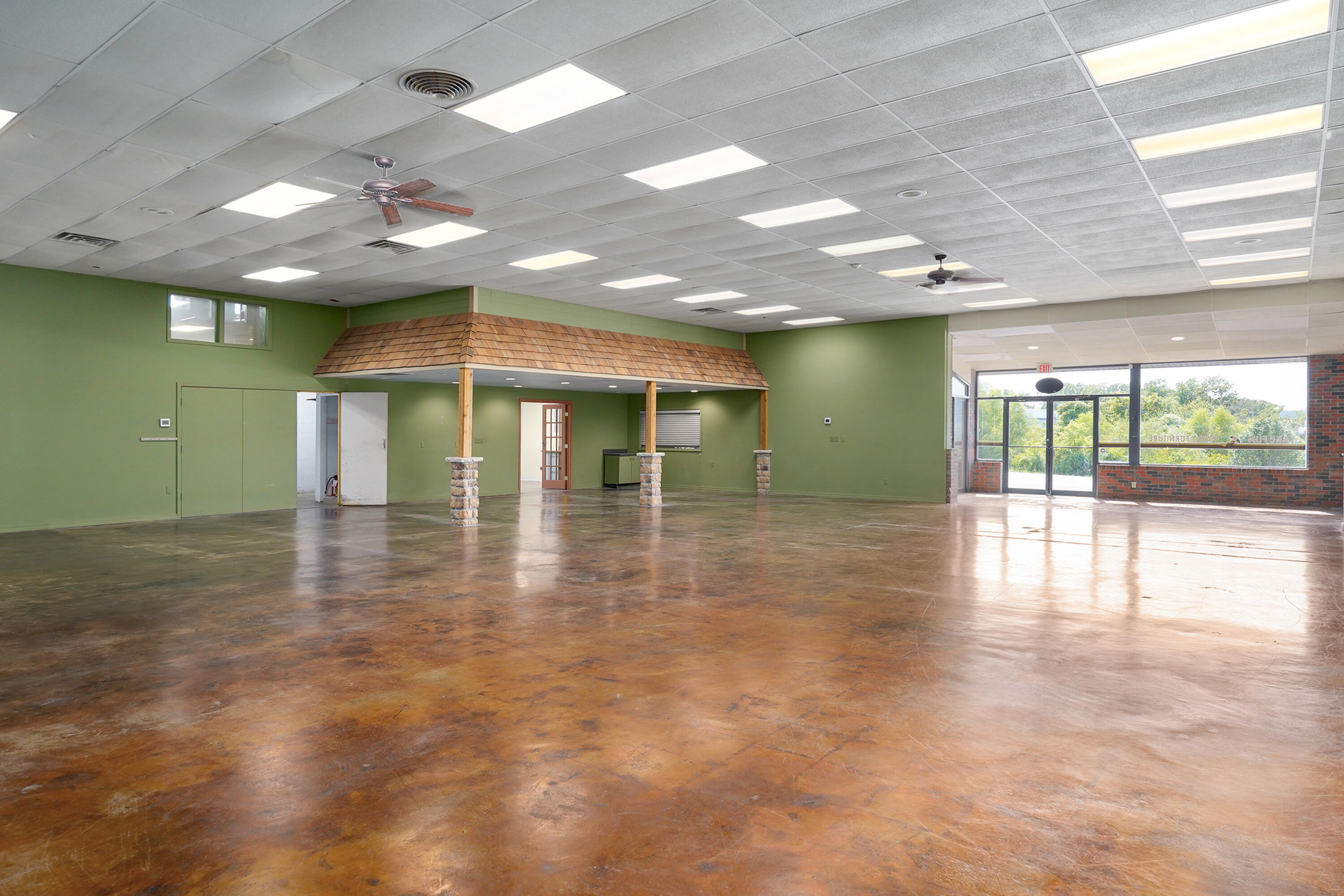 main property photo 11
