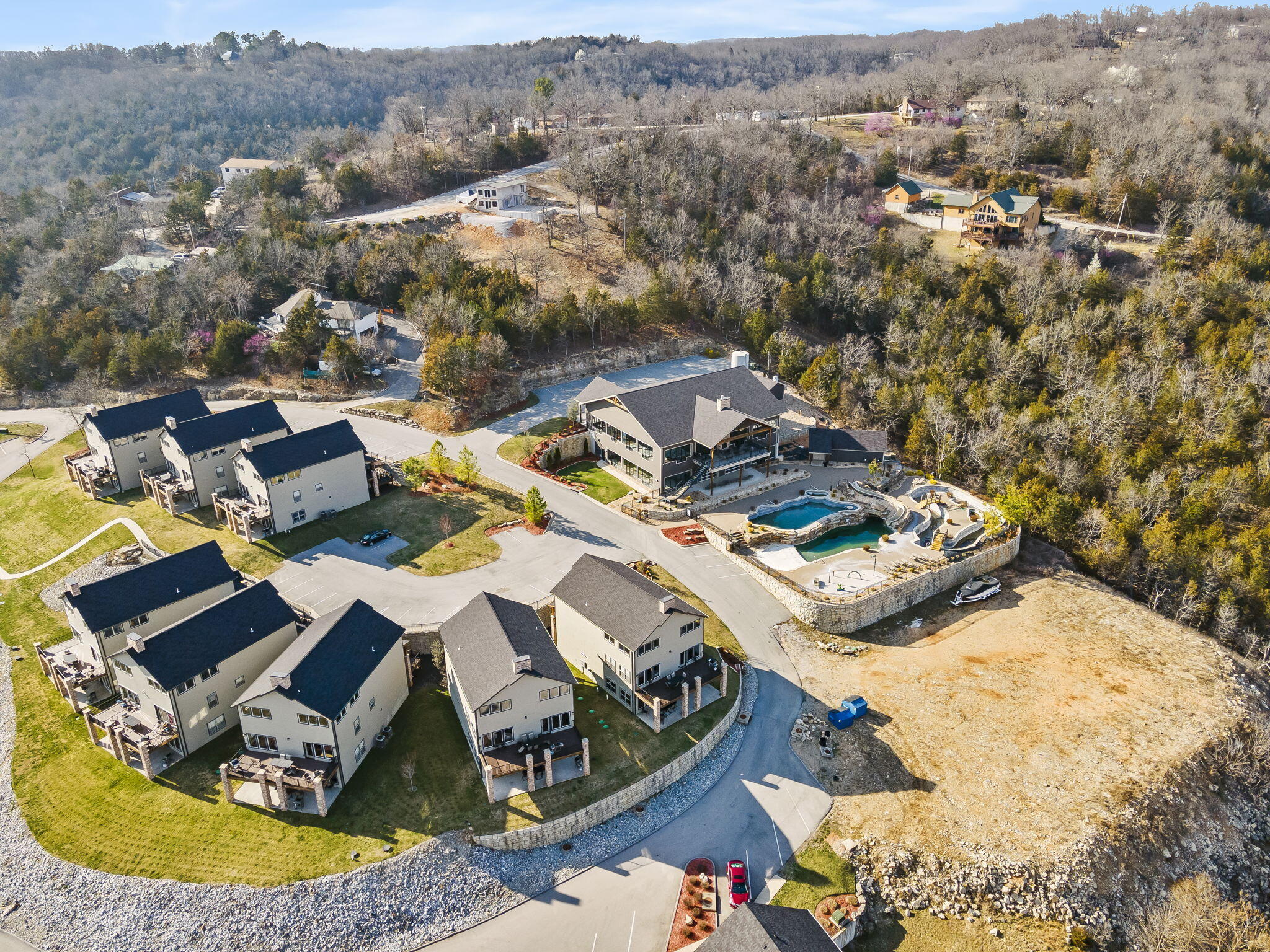 main property photo 22