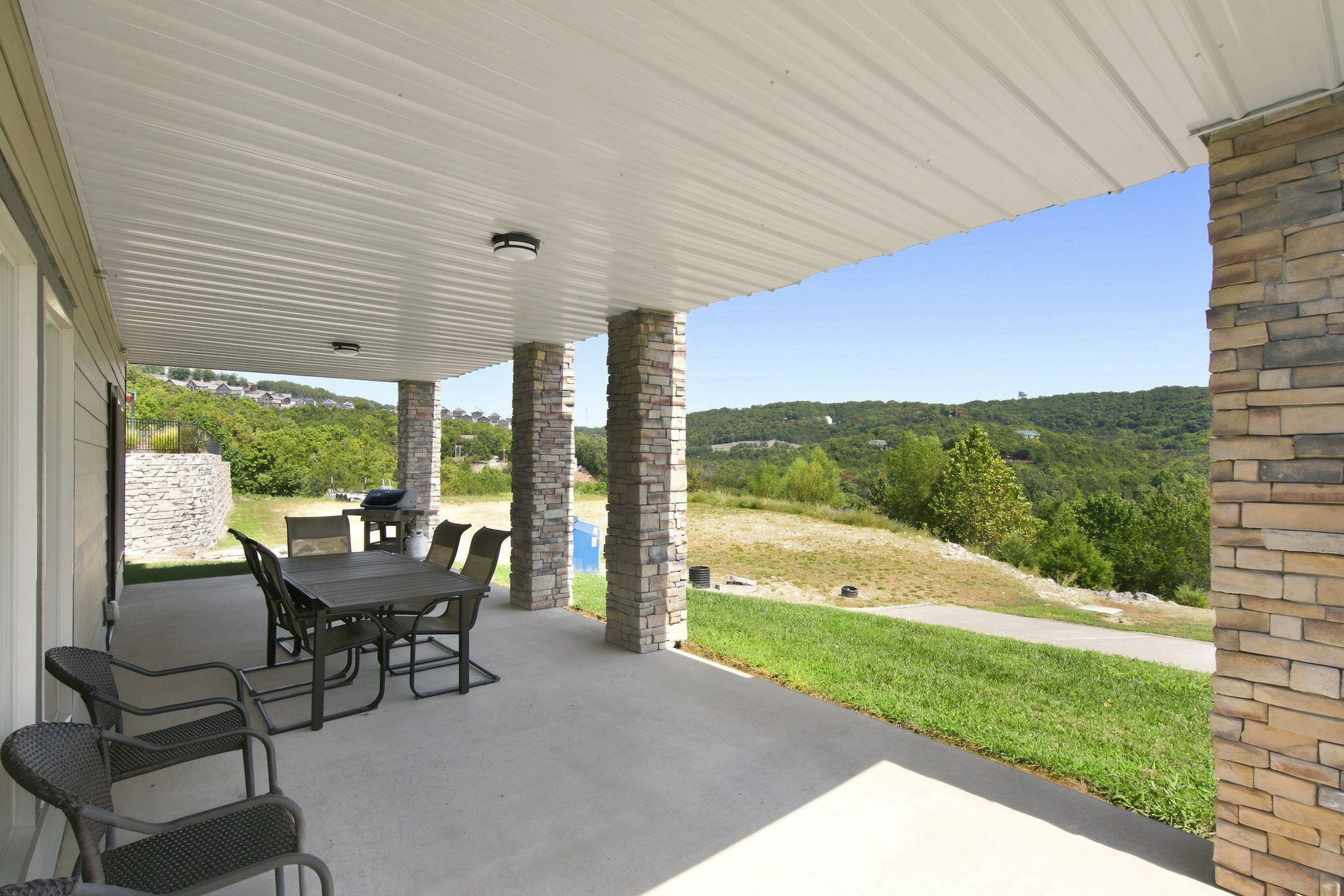 main property photo 57
