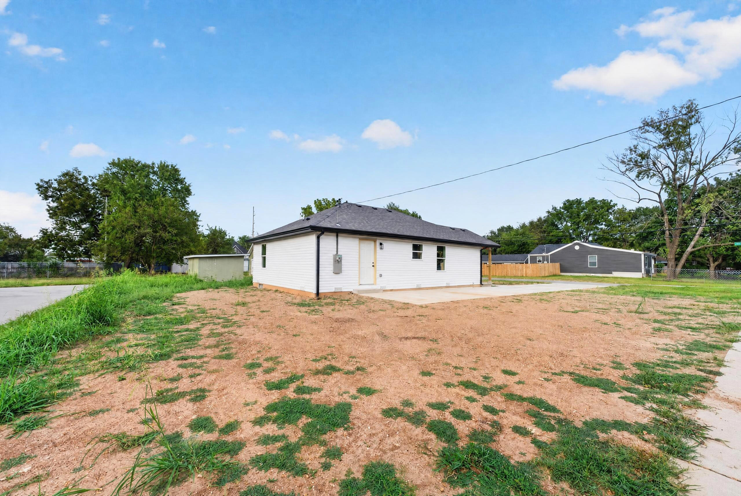 main property photo 39