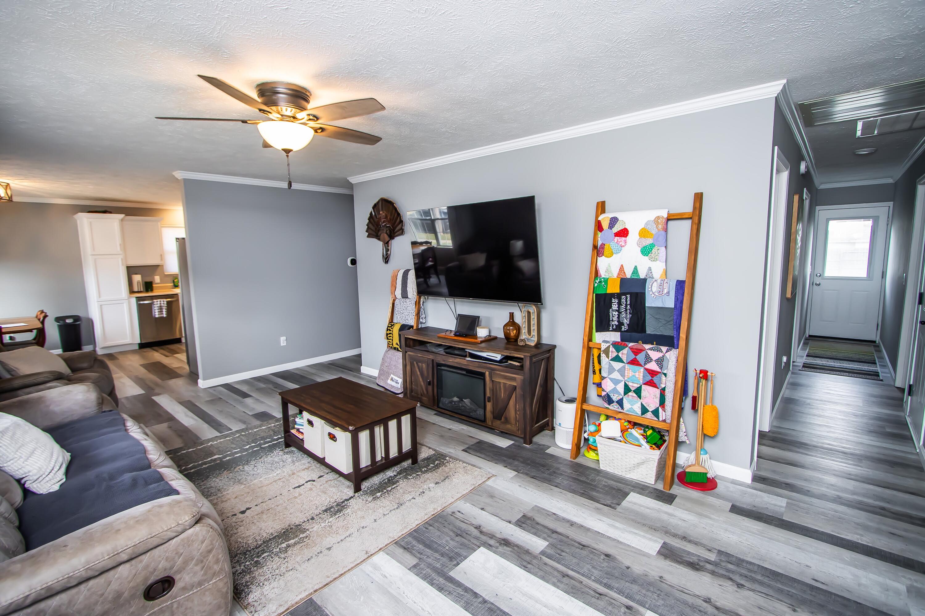 property viewer photo 5