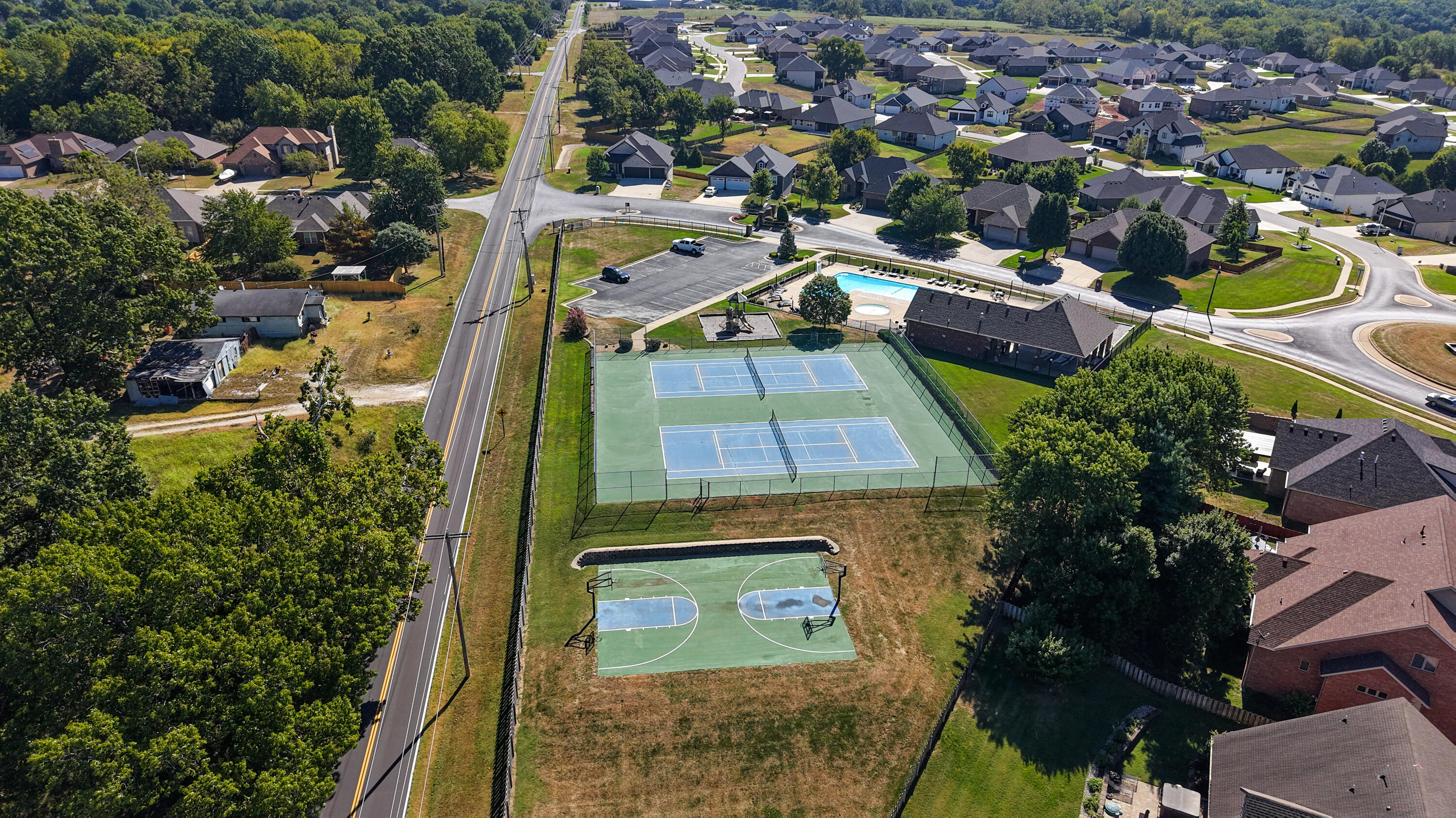 main property photo 43