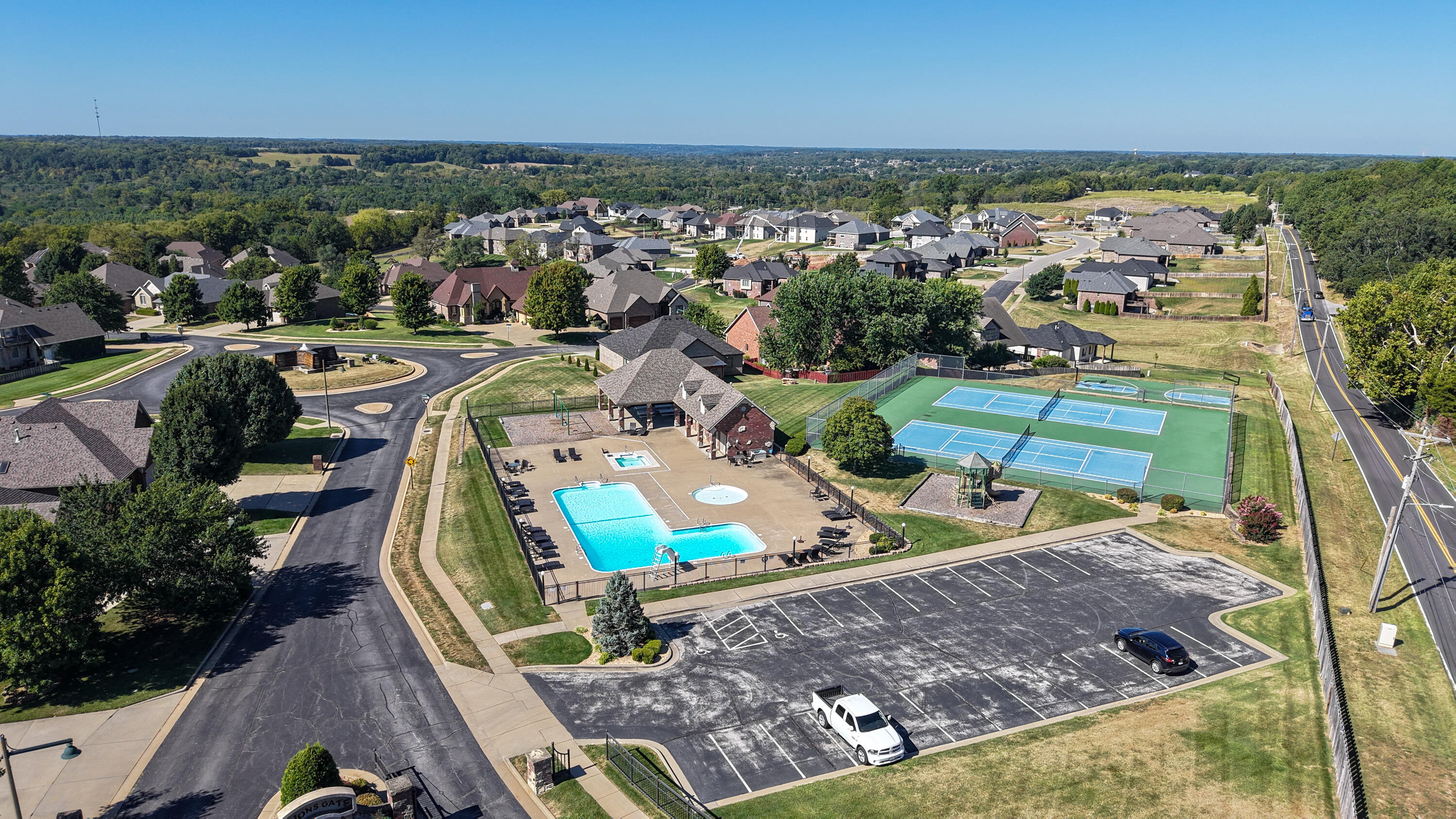 main property photo 44